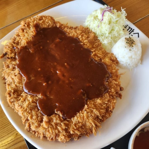 돈가스 맛있어요! - 영대 맛집 홍익돈까스 경산영대점