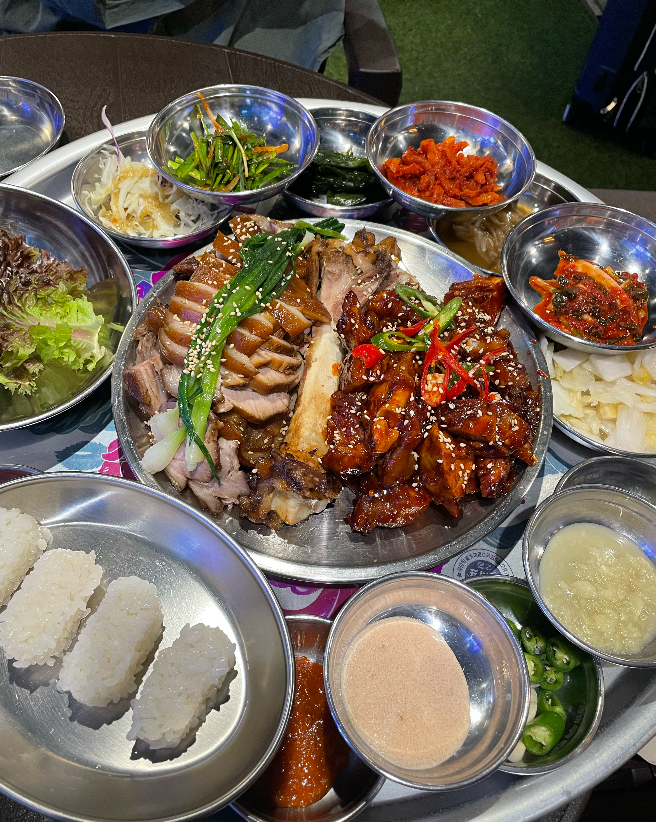 신림역 맛집 완미족발 서울신림점 내돈내산 방문후기