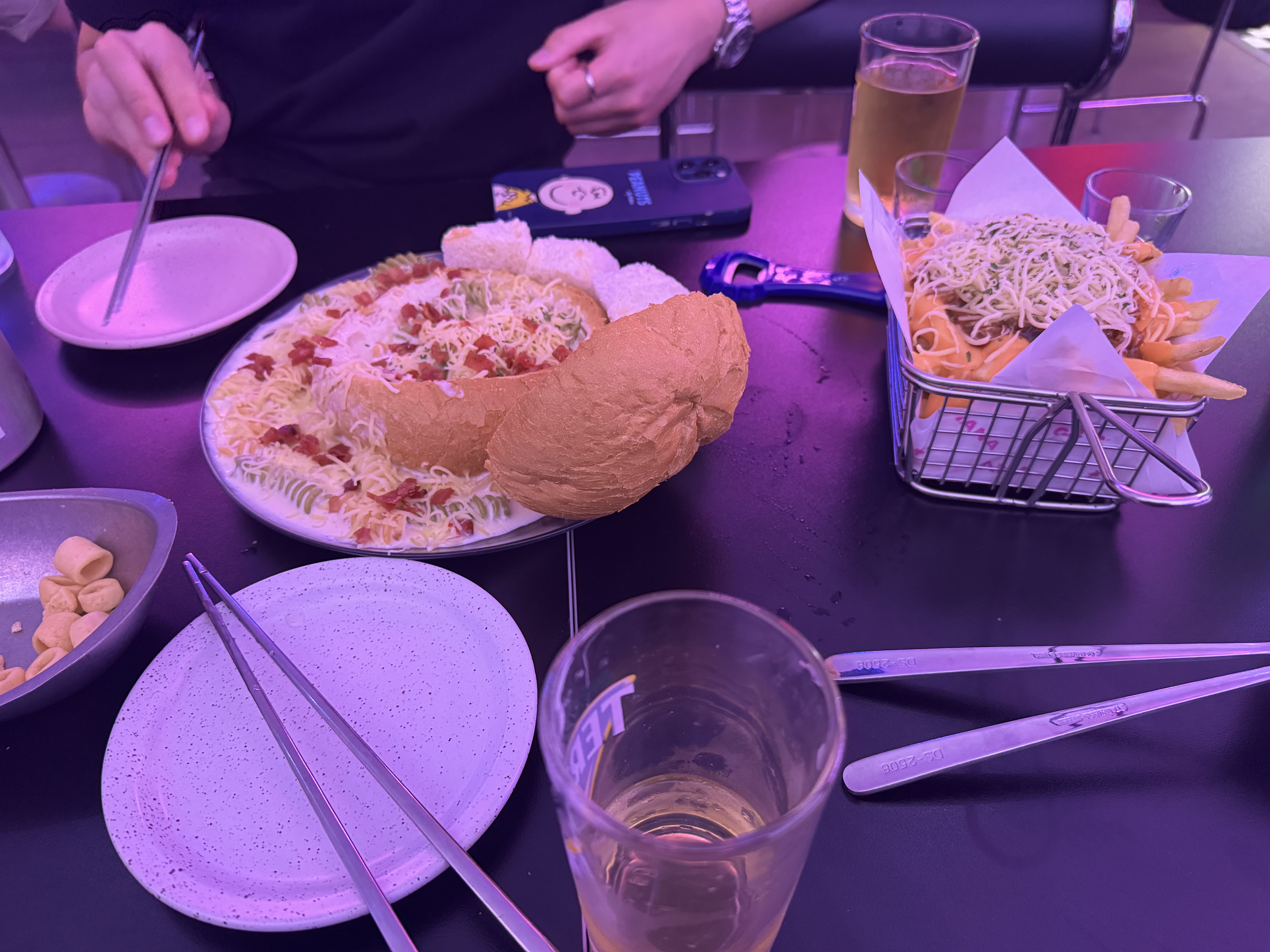 맛있구 이번에 친구랑 둘이서 왔지만 담엔 여자 친구 데리고 오고 싶어요! - 천호동 맛집 은쟁반 냉삼