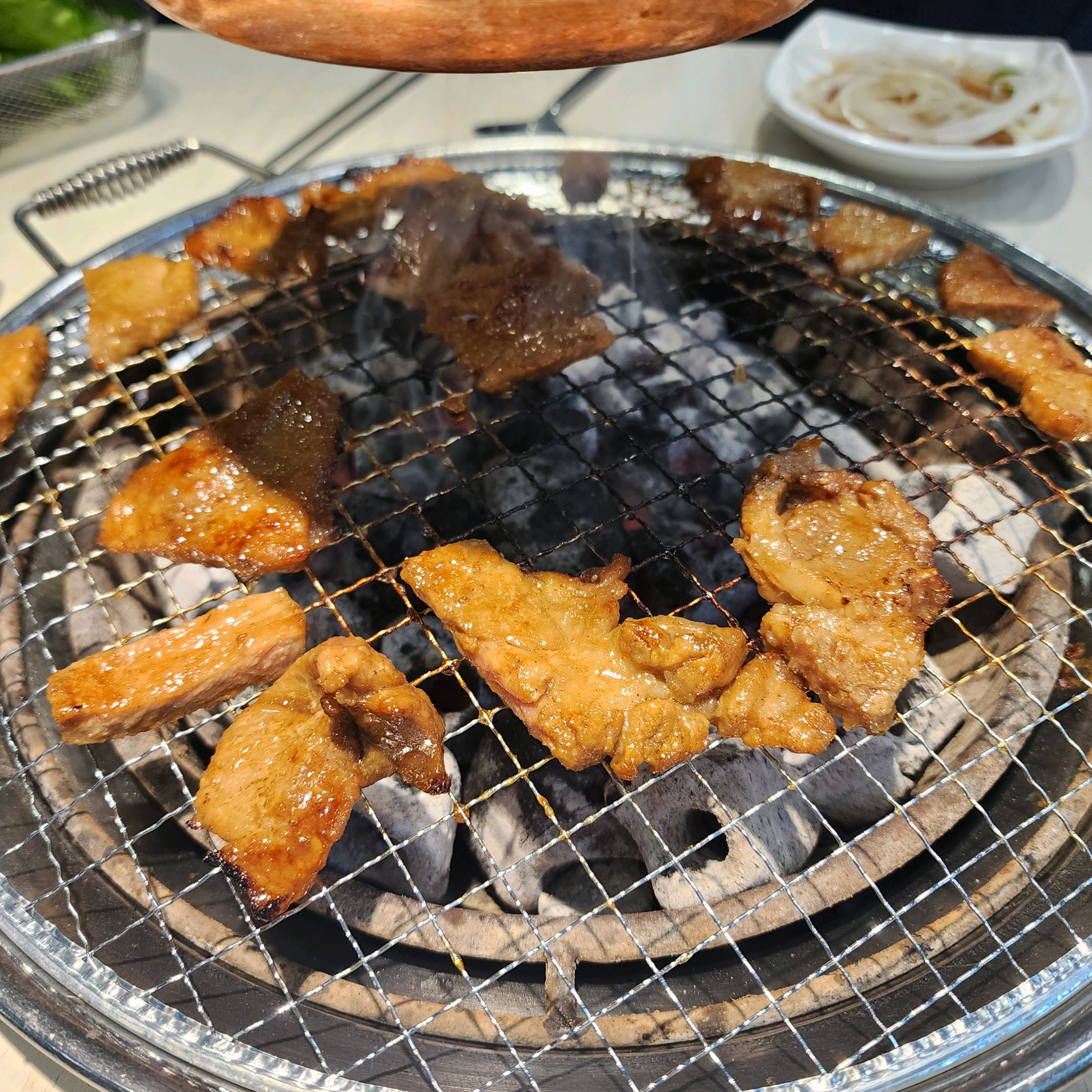 모든 직원 분들이 친절하고 가성비 좋은 곳이라 배부르게 잘 먹고 나왔어요~~ - 대전 맛집 명륜진사갈비 마치광장점