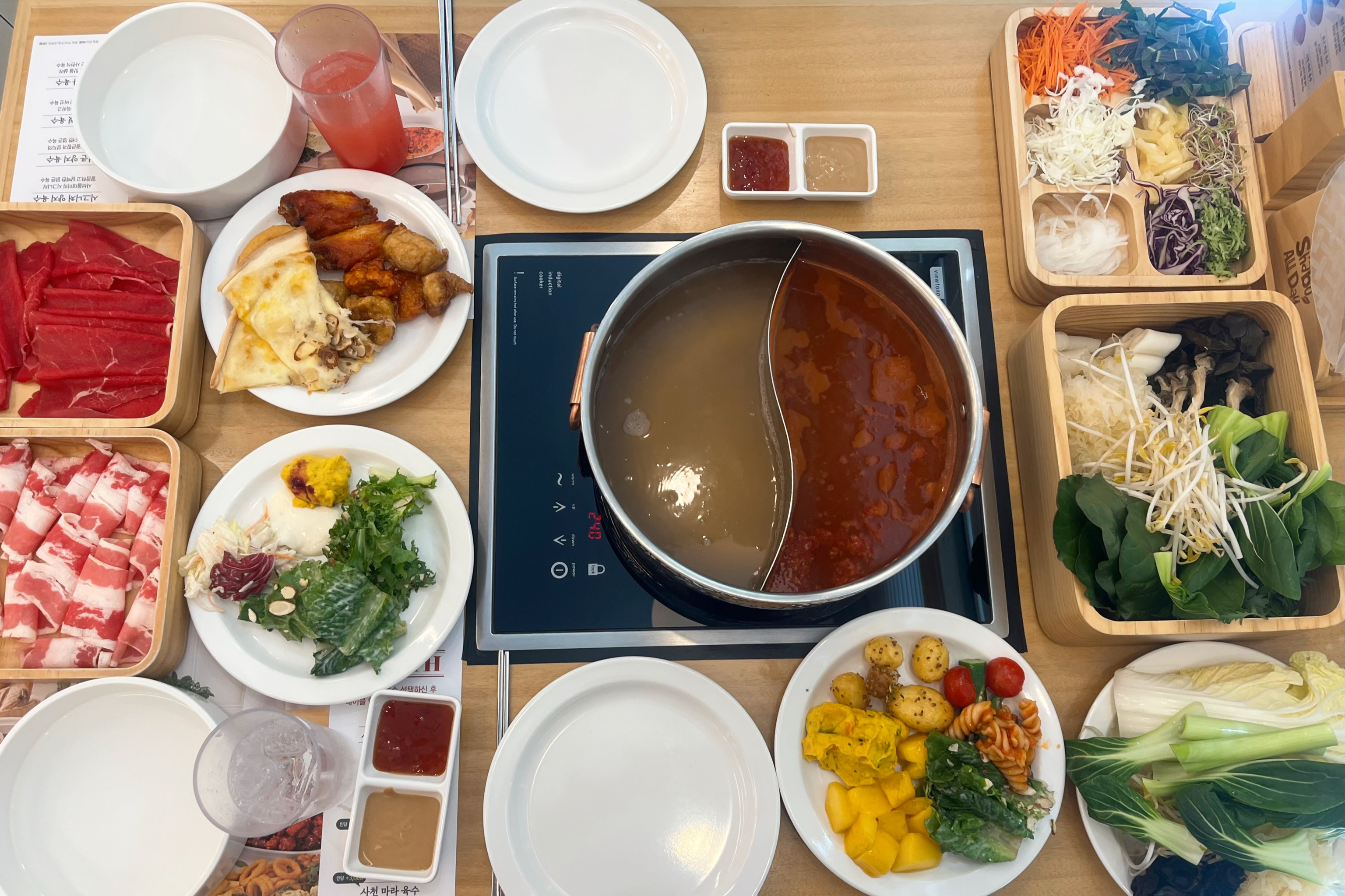 주차가 편해서 부담없어요!😍 - 포항 양덕 맛집 샤브올데이 포항양덕점
