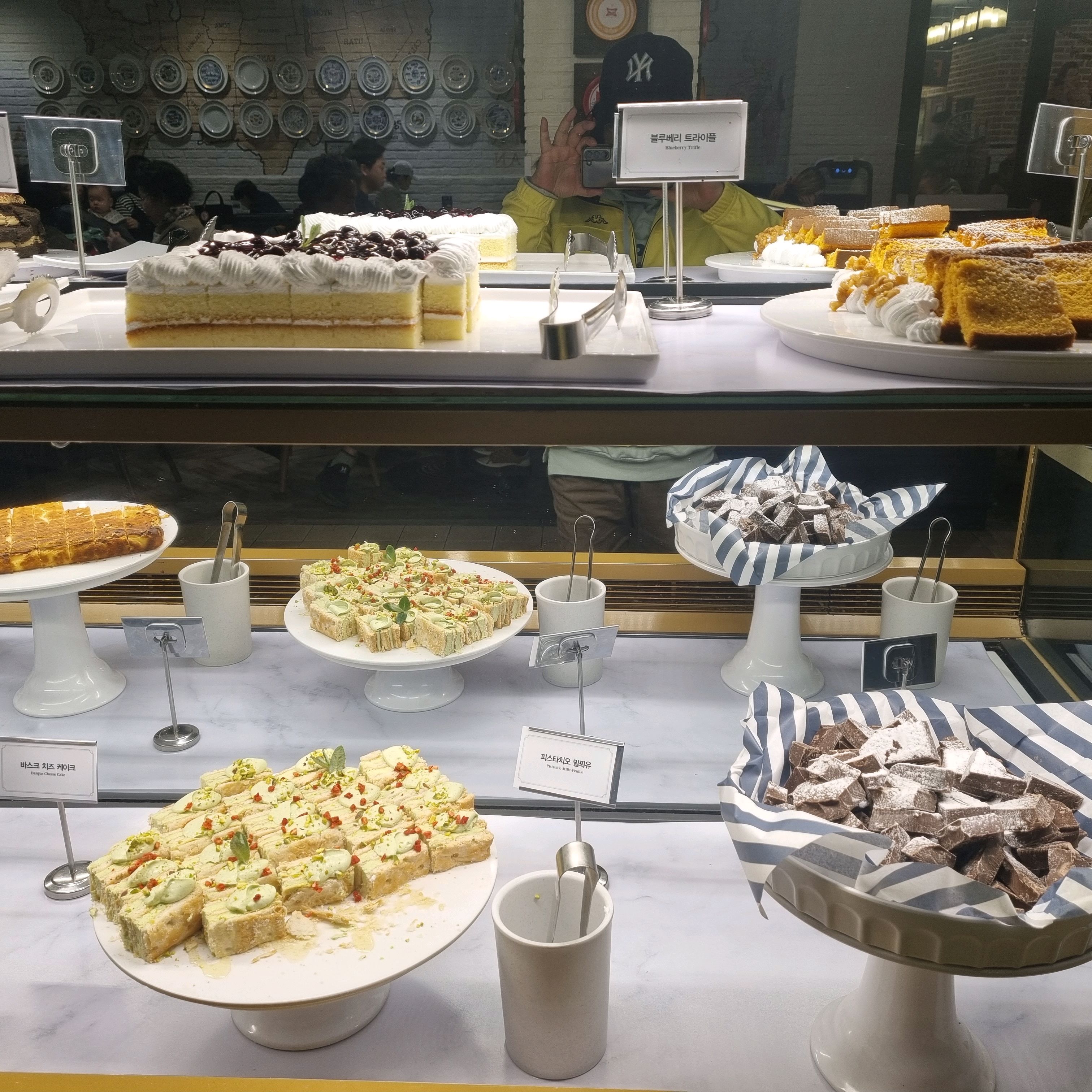 디져트가 맛있는 곳 치킨종류 행사는 나한테는 - 청량리 맛집 애슐리퀸즈 롯데백화점 청량리점