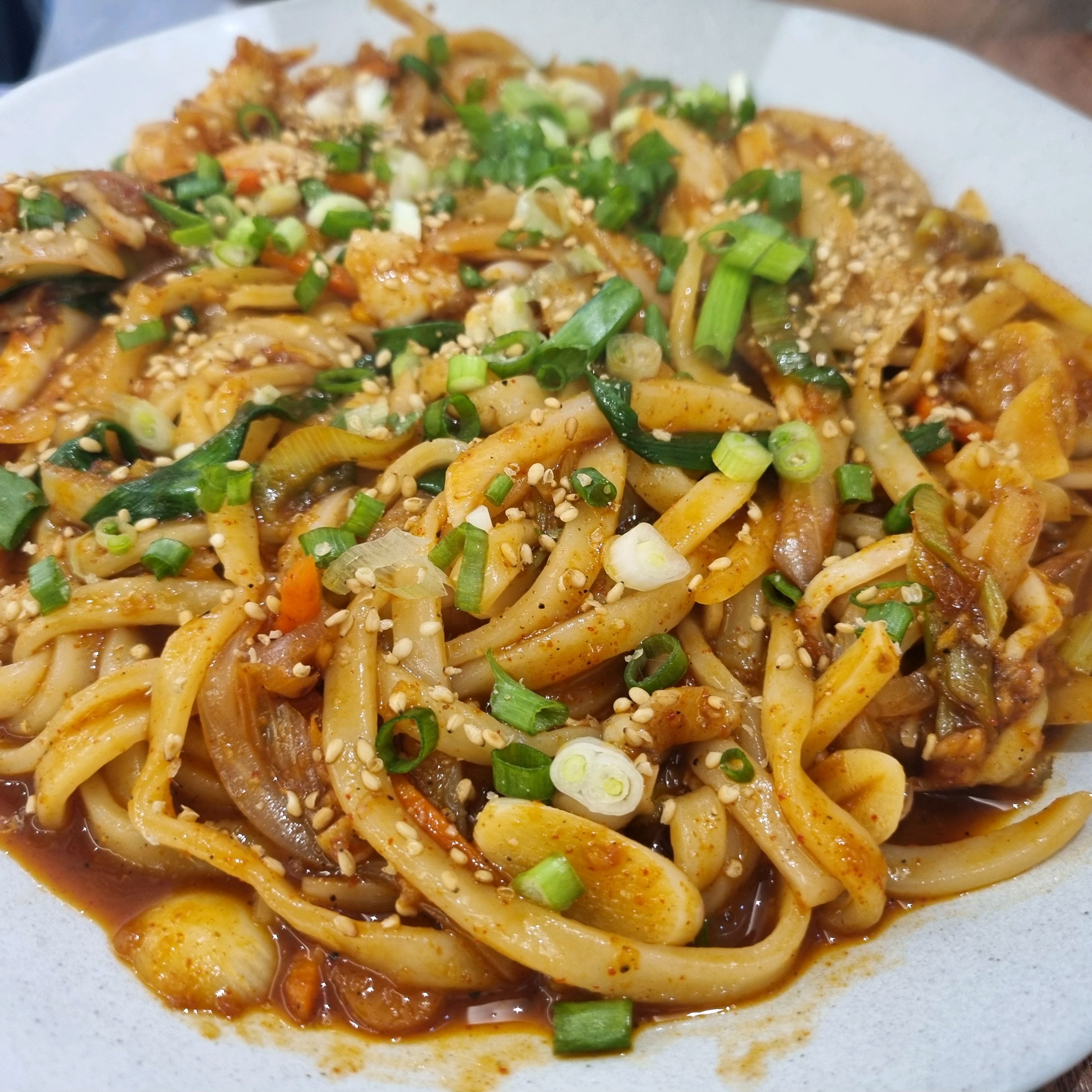 화요일에 아기랑 같이가서 고기국수 나눠먹다 맛에 반했어요😍 - 불당동 맛집 모락국수 신불당점