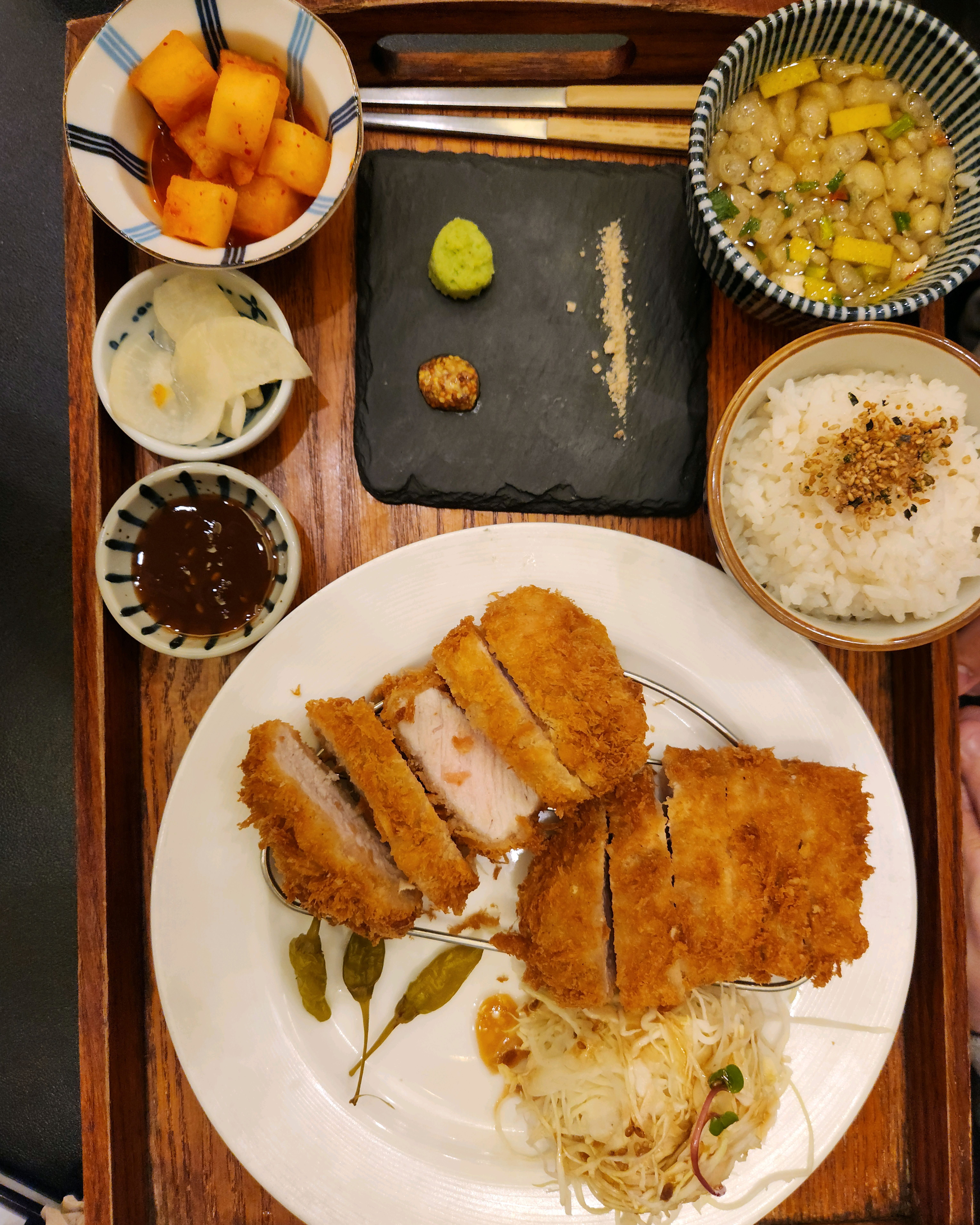 등심카츠는 부드럽고 바삭~~~ - 불당동 맛집 동백카츠 천안신불당점