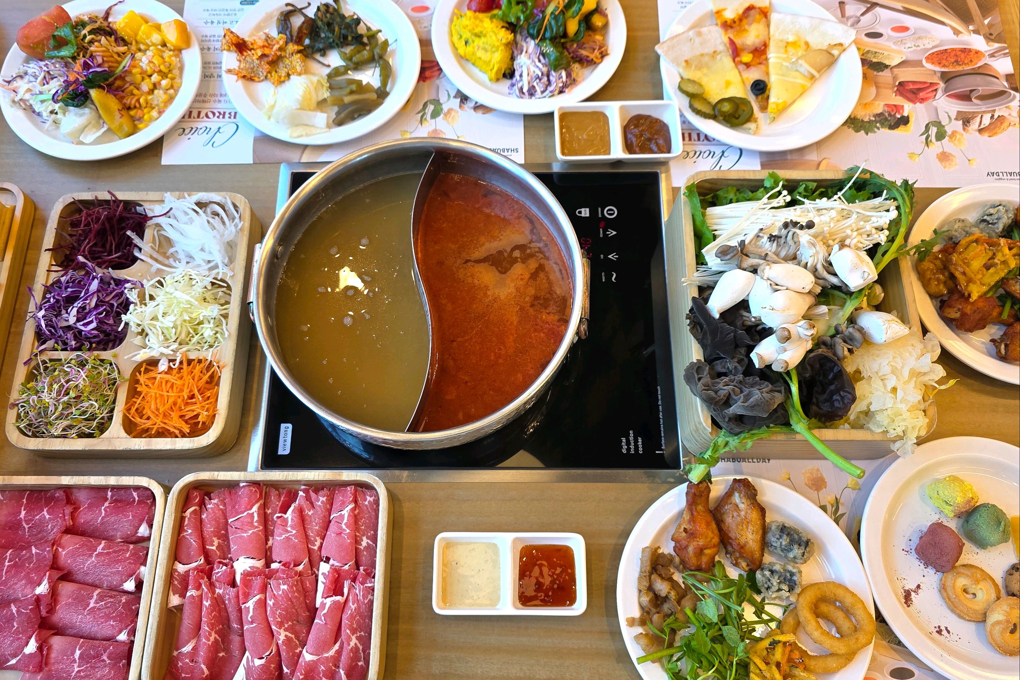 소고기 샤브와 샐러드바를 무제한으로 먹을 수 있는 - 울산 북구 맛집 샤브올데이 울산북구 신선도원몰점