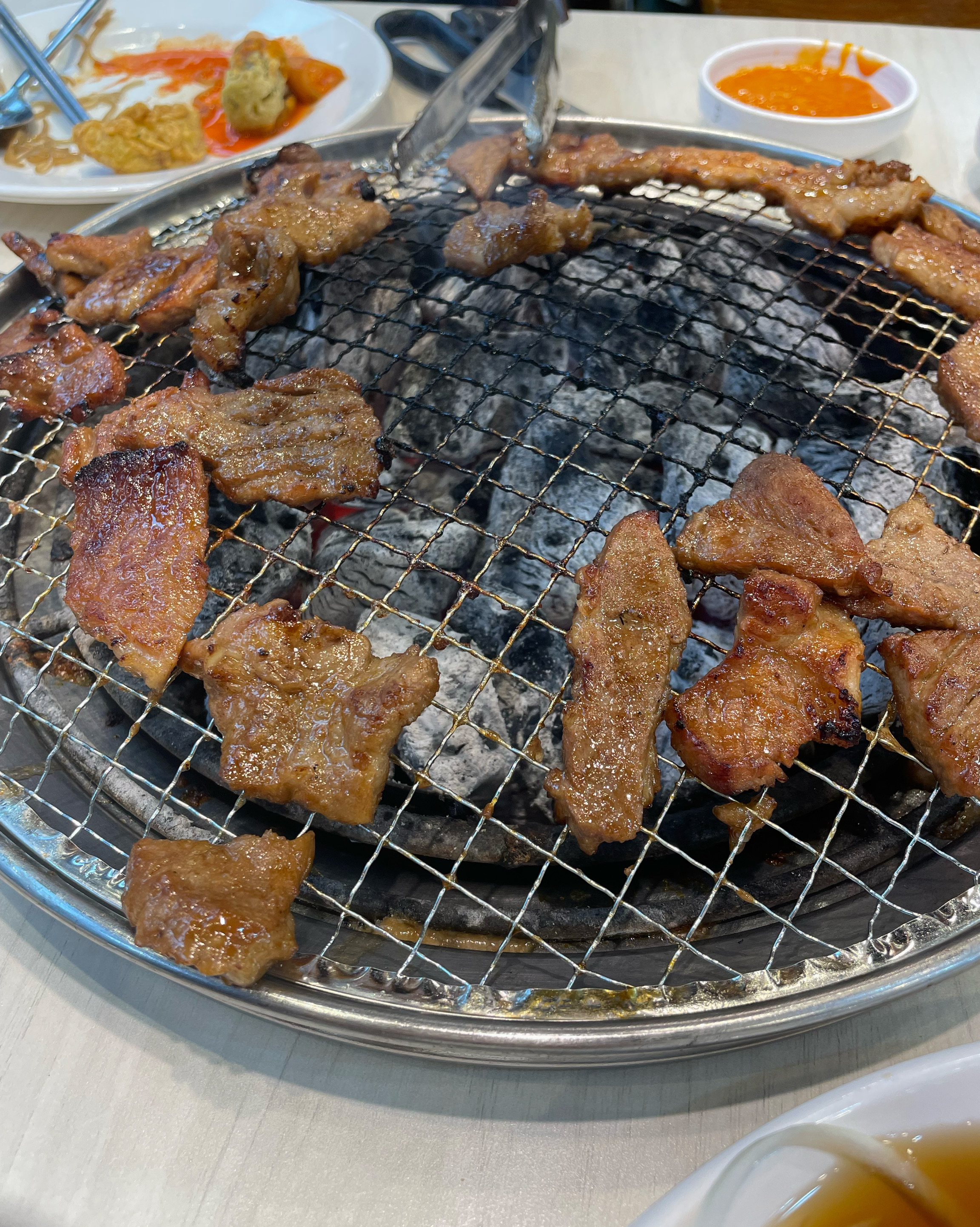 너무 맛있어요!! 매장도 깔끔하고 생각날 때마다 방문해요~ - 영통 맛집 명륜진사갈비 수원영통구청점