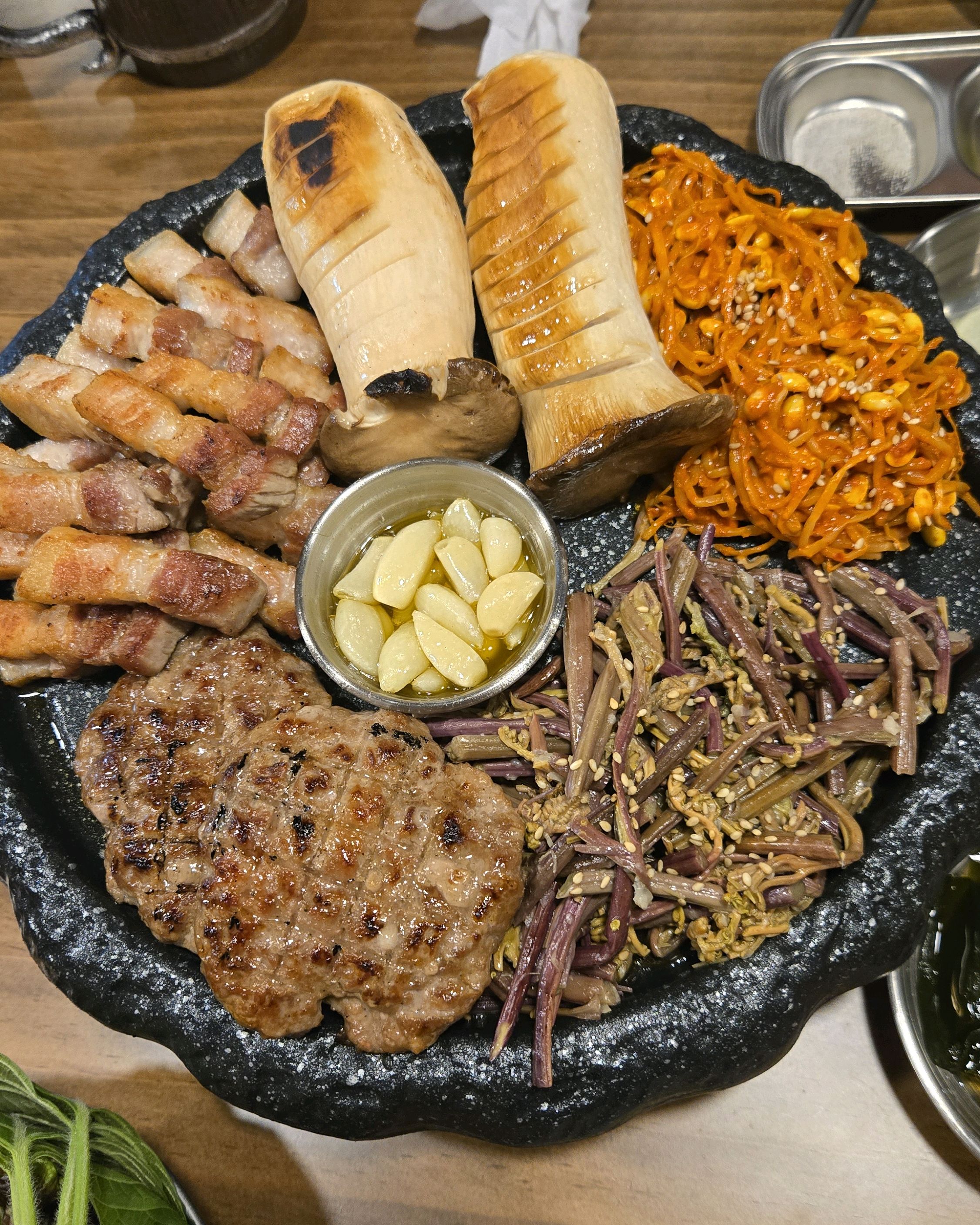 [용인 맛집 산장삼겹 수지구청점] 직접 가본 로컬 리뷰