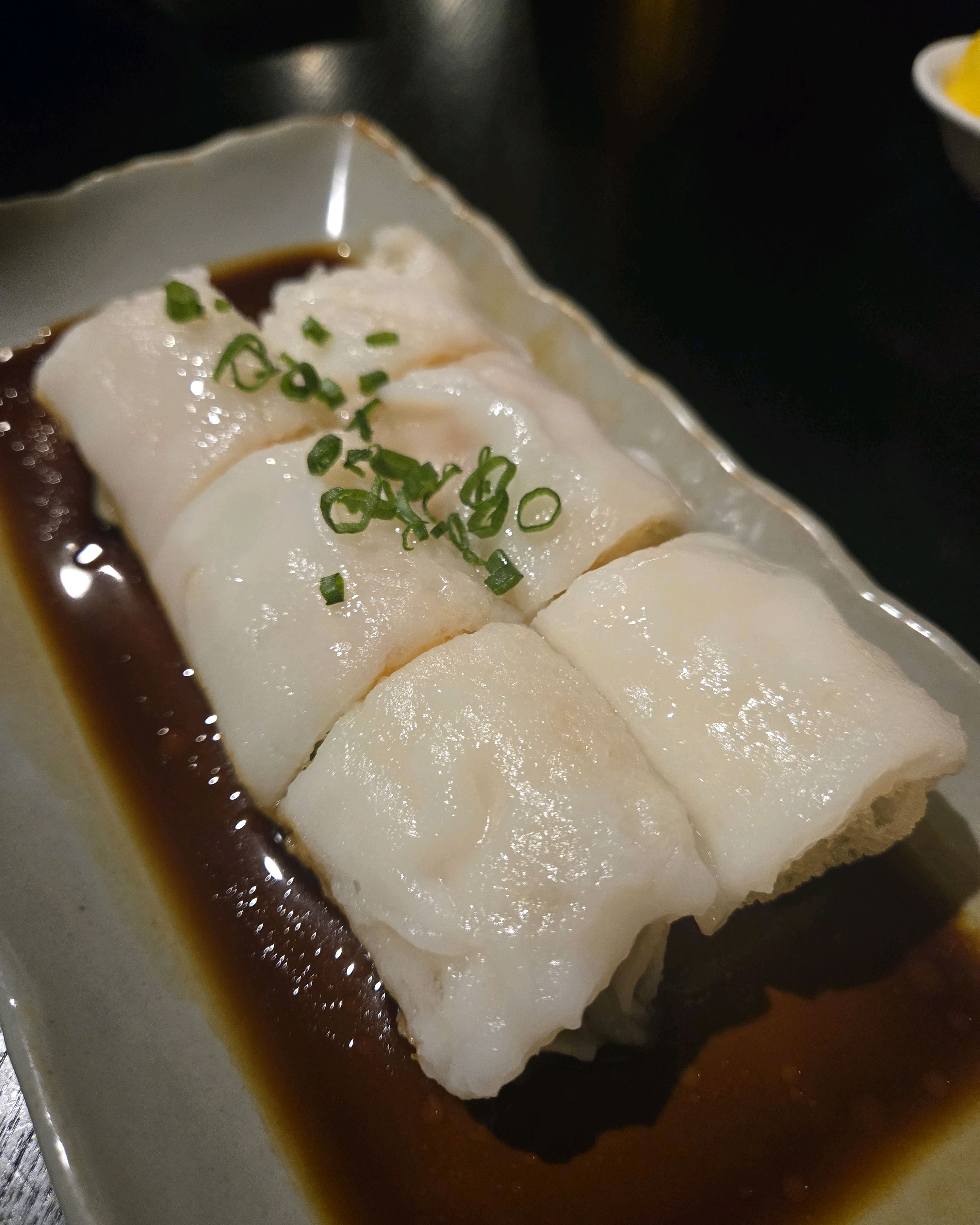 qr찍고 메뉴주문 신선하네요~음식이 맛있고 애들있으면 맵기조절도 해주셔서 너무 좋았네요 남