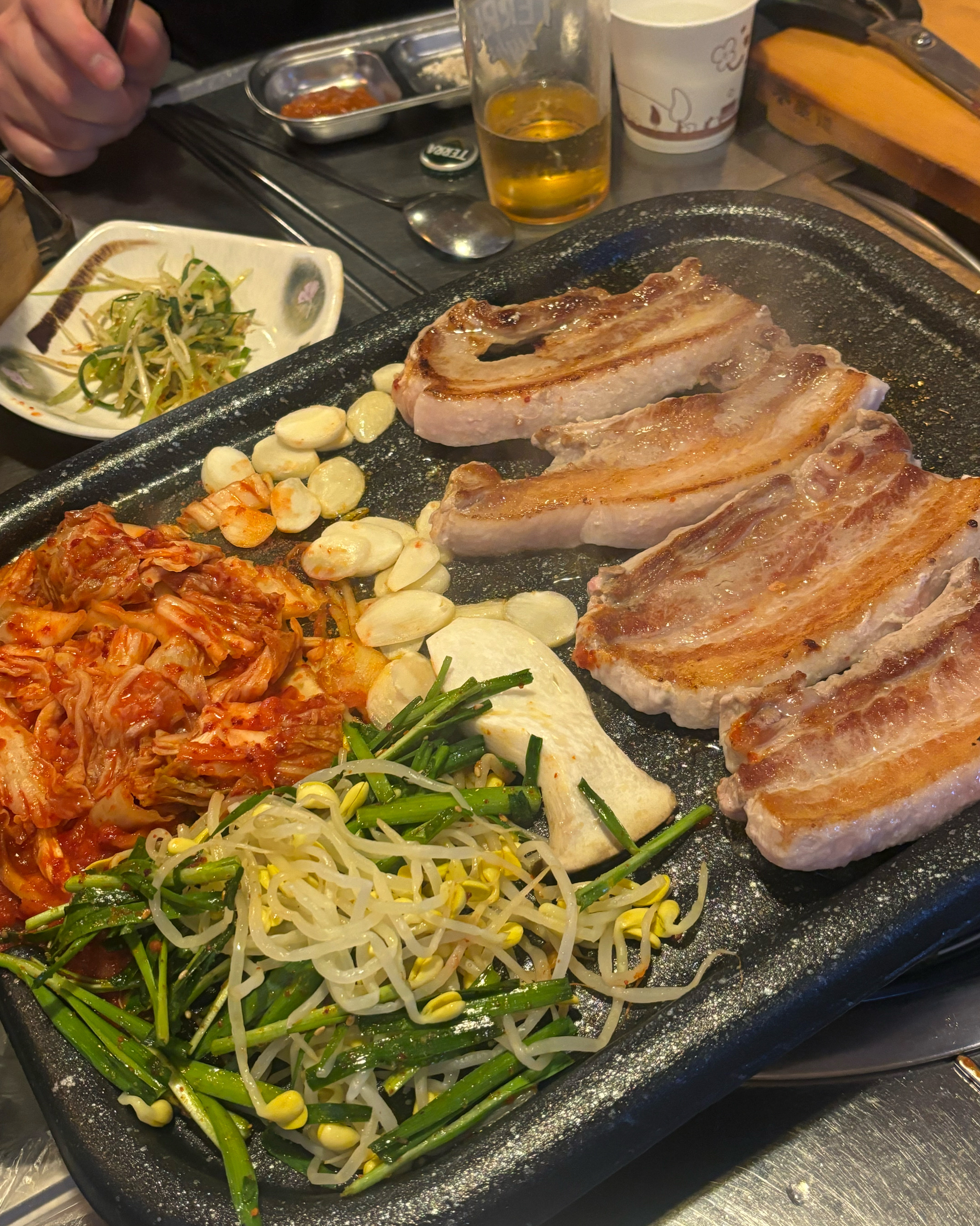 사장님 친절하시고, 고기 완전 맛있어요오👍🏻👍🏻 - 성수동 가성비 좋은 감성 데이트 맛집 청춘고깃간