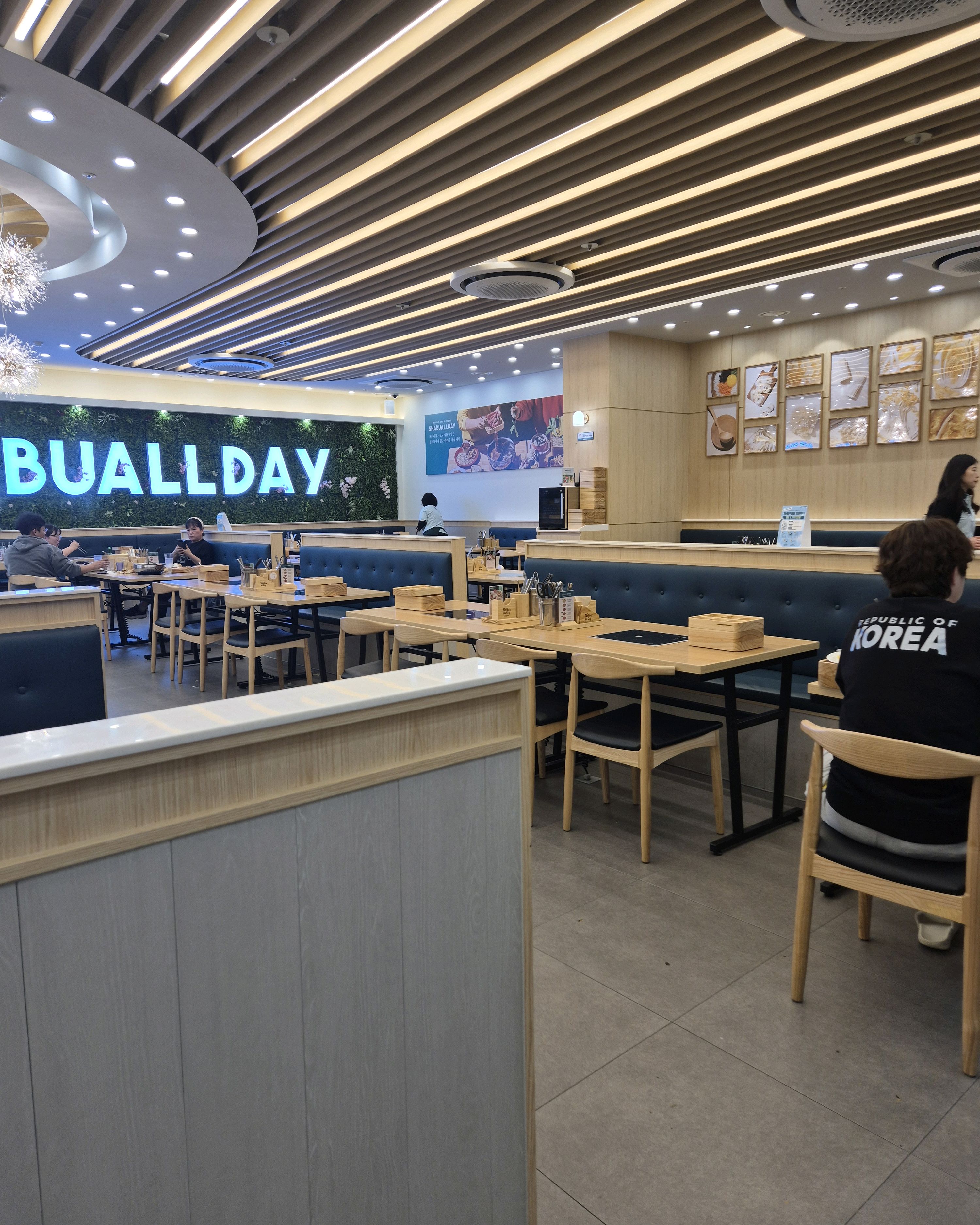 너무 맛있게 먹었어요열살 다섯살 아이도 잘먹네요 맥주 무제한 최고!! - 회룡역 맛집 샤브올데이 의정부회룡점