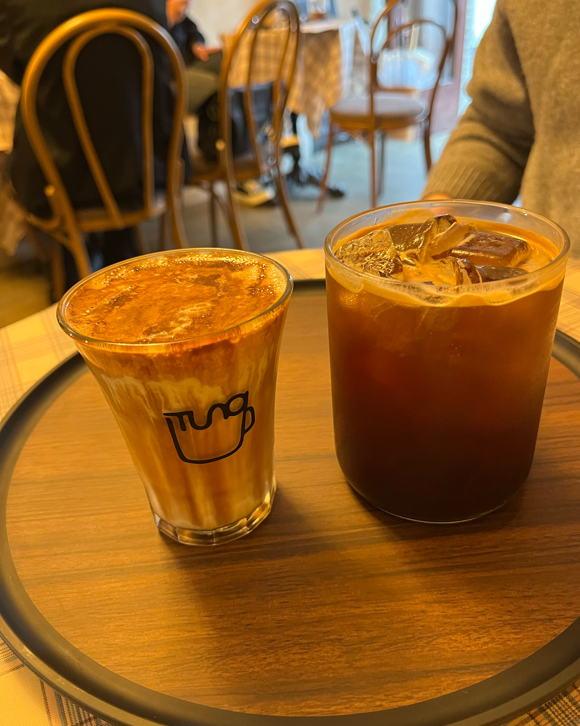시그니처 커피 넘 맛있어요 !!!!!! 달달하면서도 쌉싸름하게 딱 제 취향입니당 ㅎㅎㅎ 또
