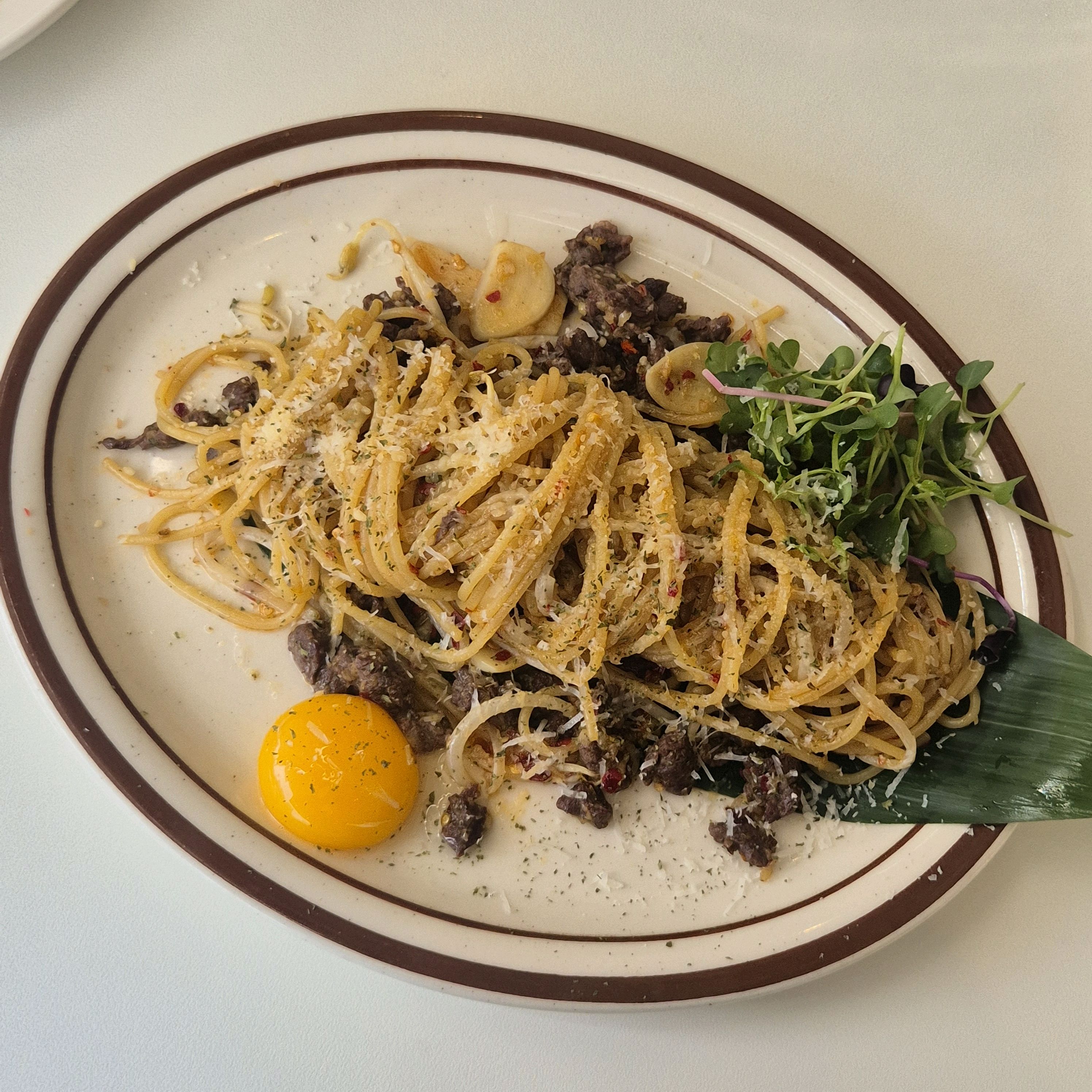 한식 스타일의 퓨전 파스타 메뉴도 다양하고 맛도 굳굳!! 리조또에 양송이도 가득가득💕 신선