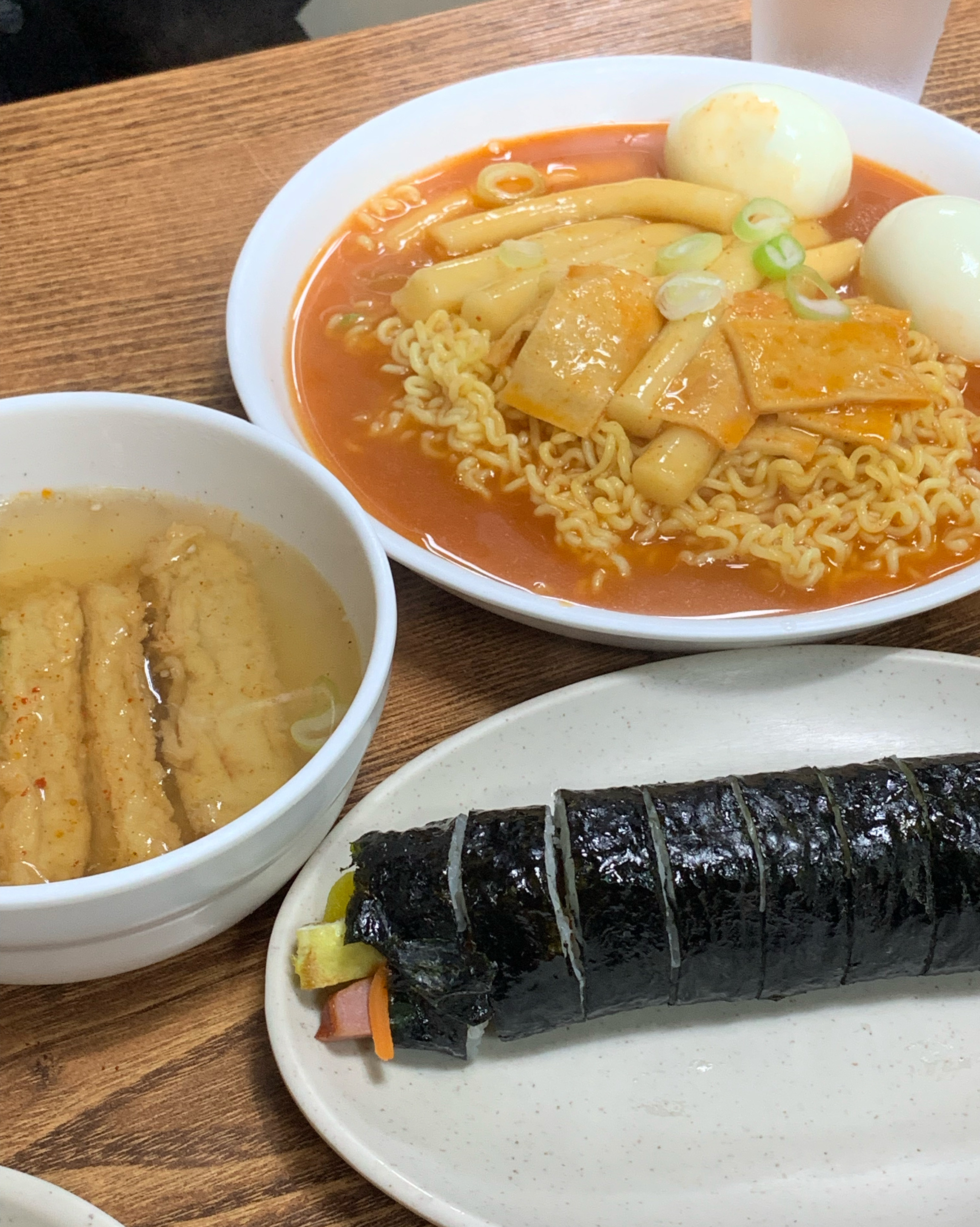 캐치테이블로 꼭 예약하고 방문하세요...! 아홉시에 예약해서 한시에 입장했는데 진짜 맛있게