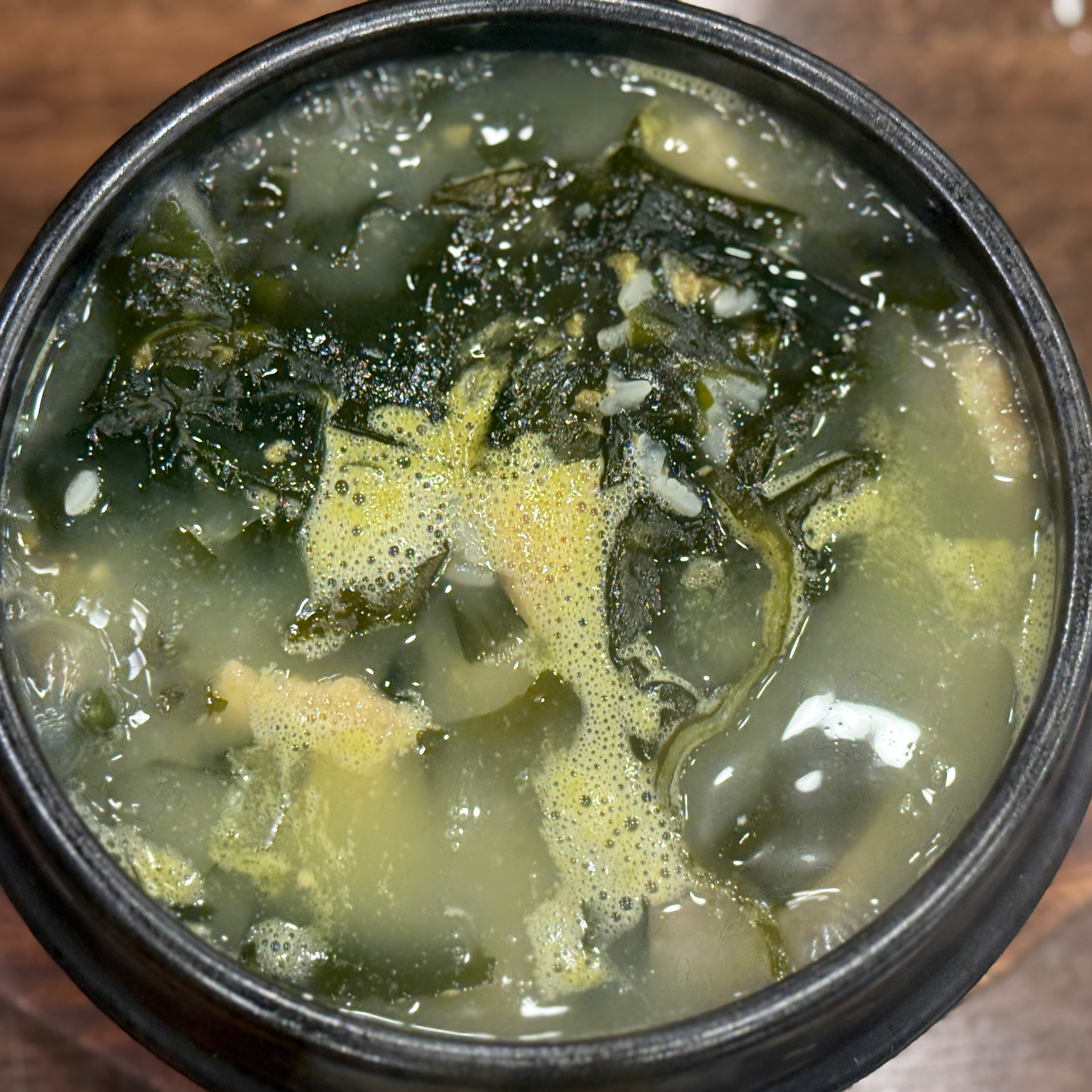 가자미 미역국이랑 삼계탕 미역국 먹었는데 진짜 맛있고 몸이 건강해지는 기분이예요 ㅎㅎ 가격