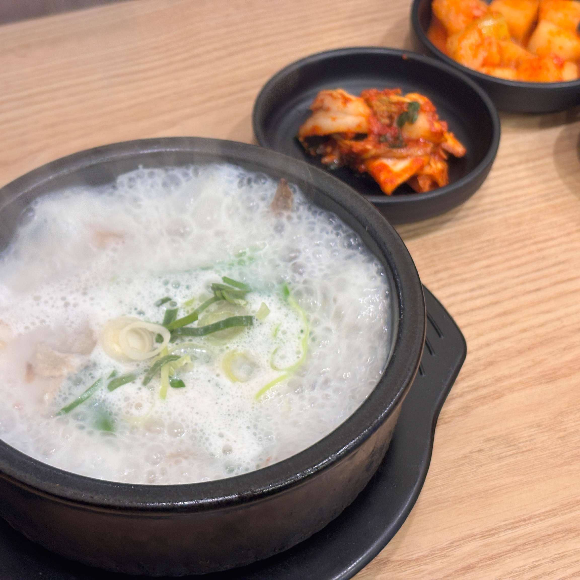 가성비도 좋고 너무 친절하세요! - 천호동 맛집 가마솥순대국밥 천호점
