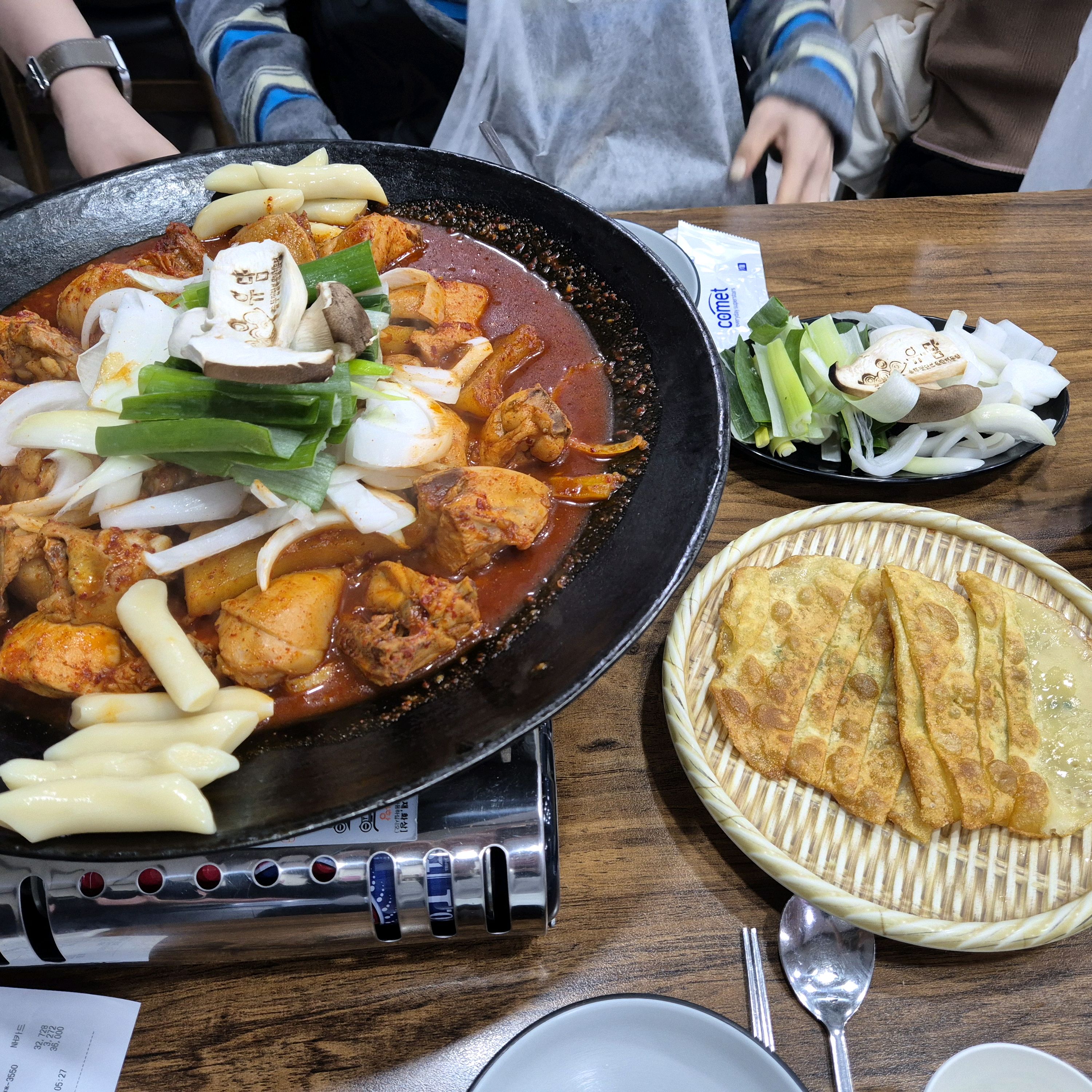 정자역 맛집 유담 솥뚜껑닭볶음탕 분당정자본점 내돈내산 방문리뷰