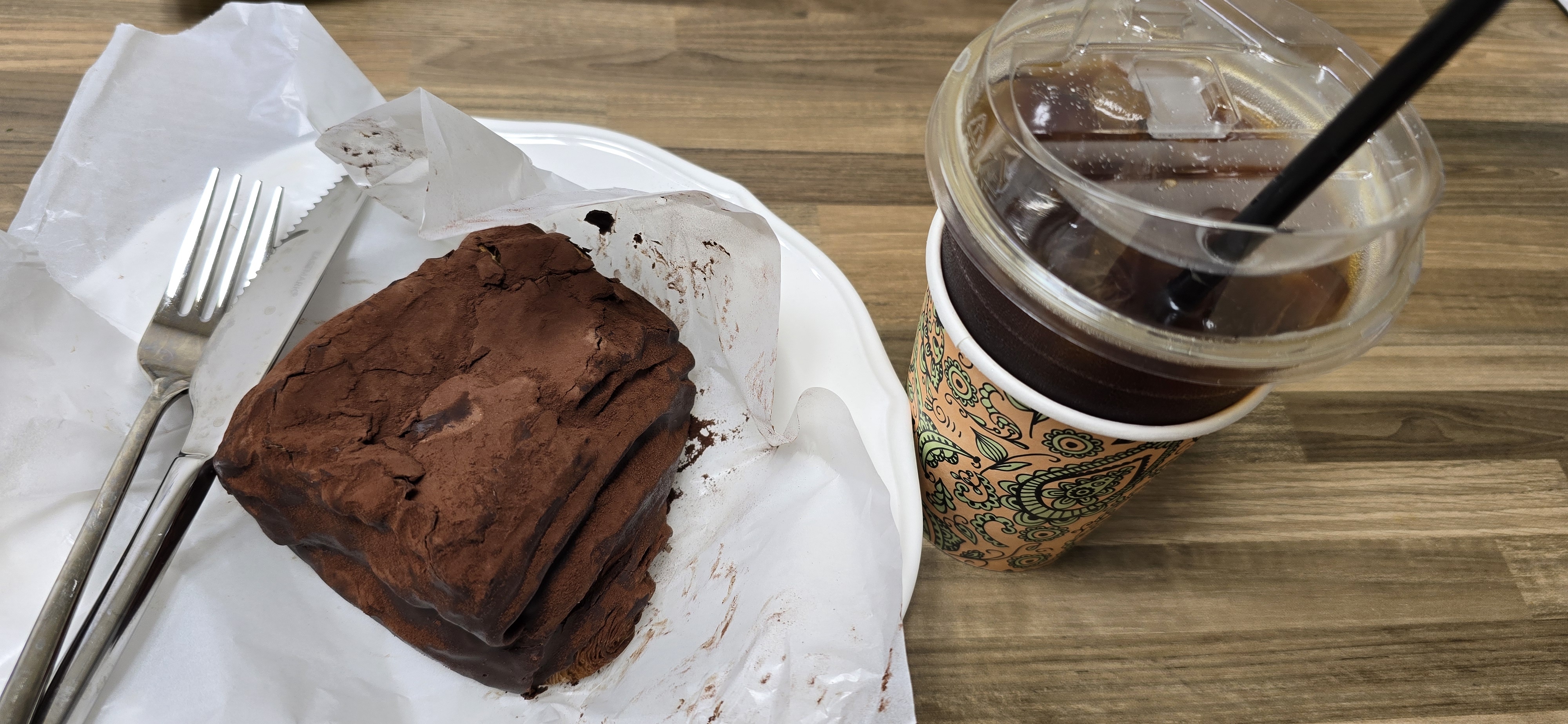숙소 근처 자주 들리는 아우어 - 불당동 맛집 아우어베이커리 천안신불당점