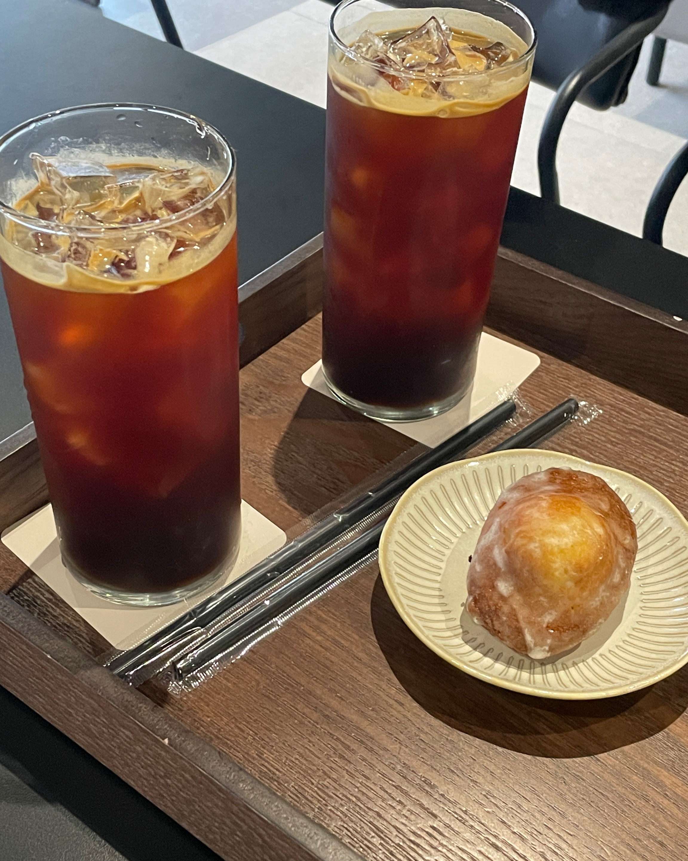 삼층에 있는 카페 감성 카페에요!! - 안양 맛집 데이도트