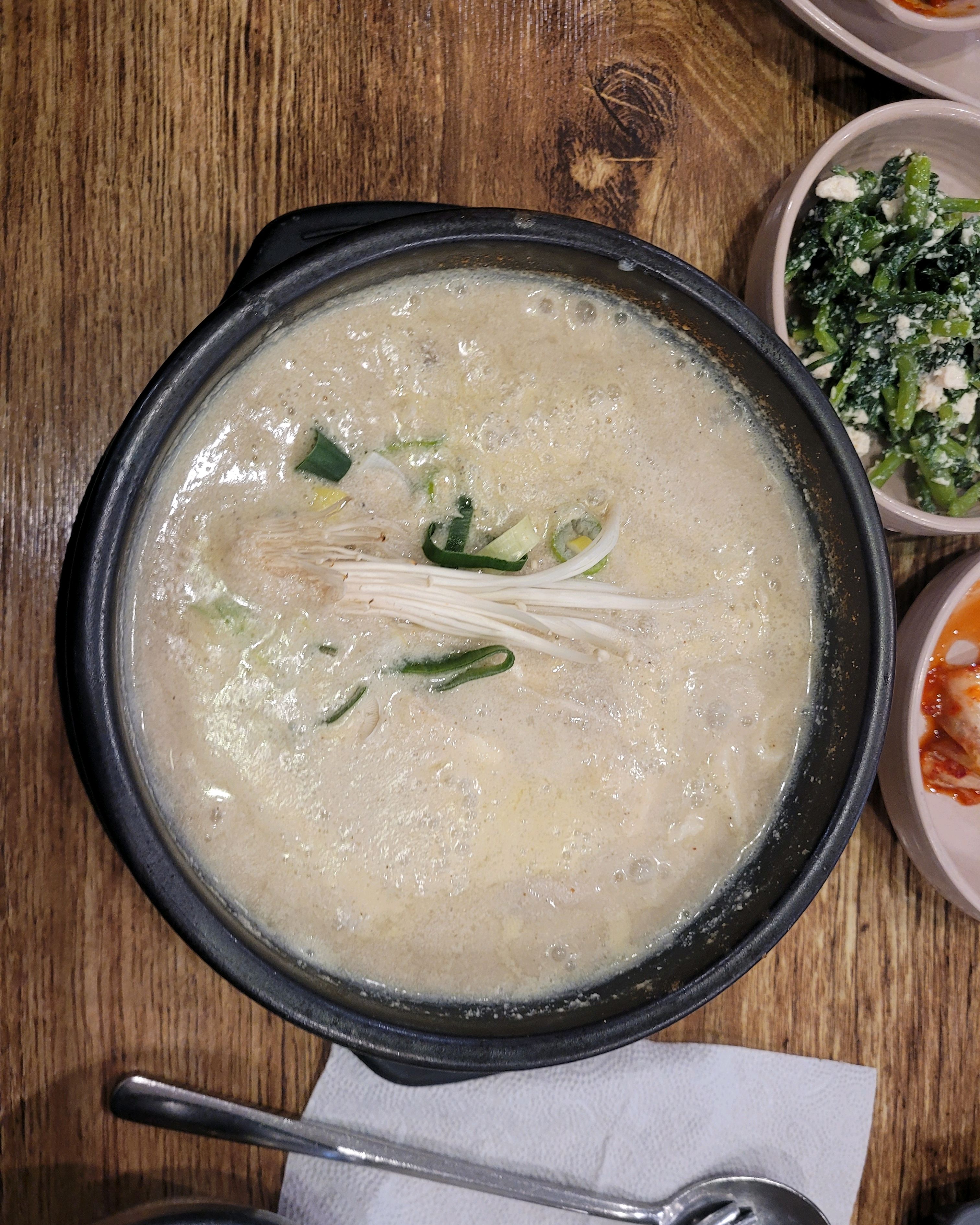 두부음식 좋아해서 종종 가는데 콩물 먹을 수 있어 좋아요. - 대전 맛집 정일품두손두부