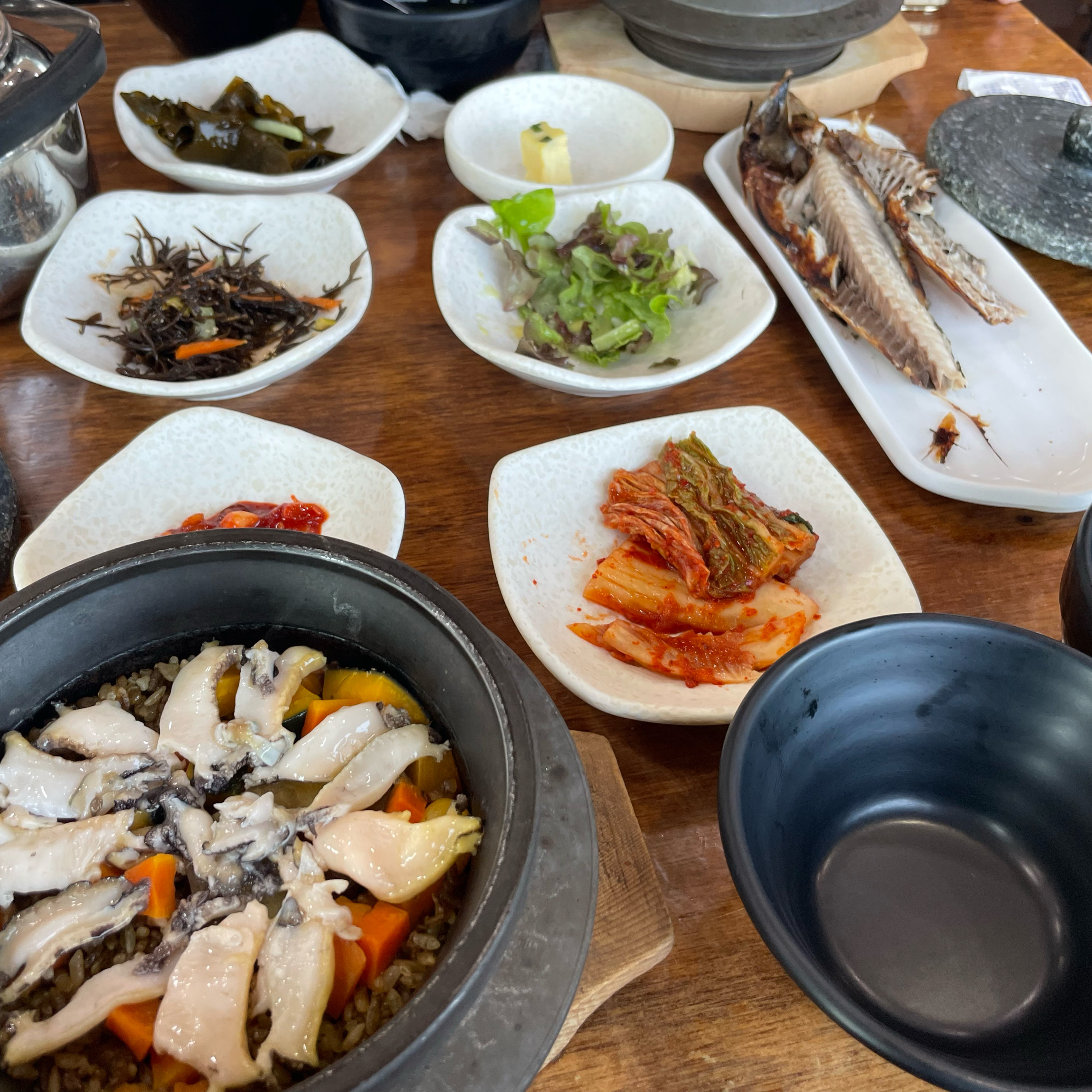명진전복 오랜만에 와도 그대로 똑같이 맛있어요 - 제주 맛집 명진전복
