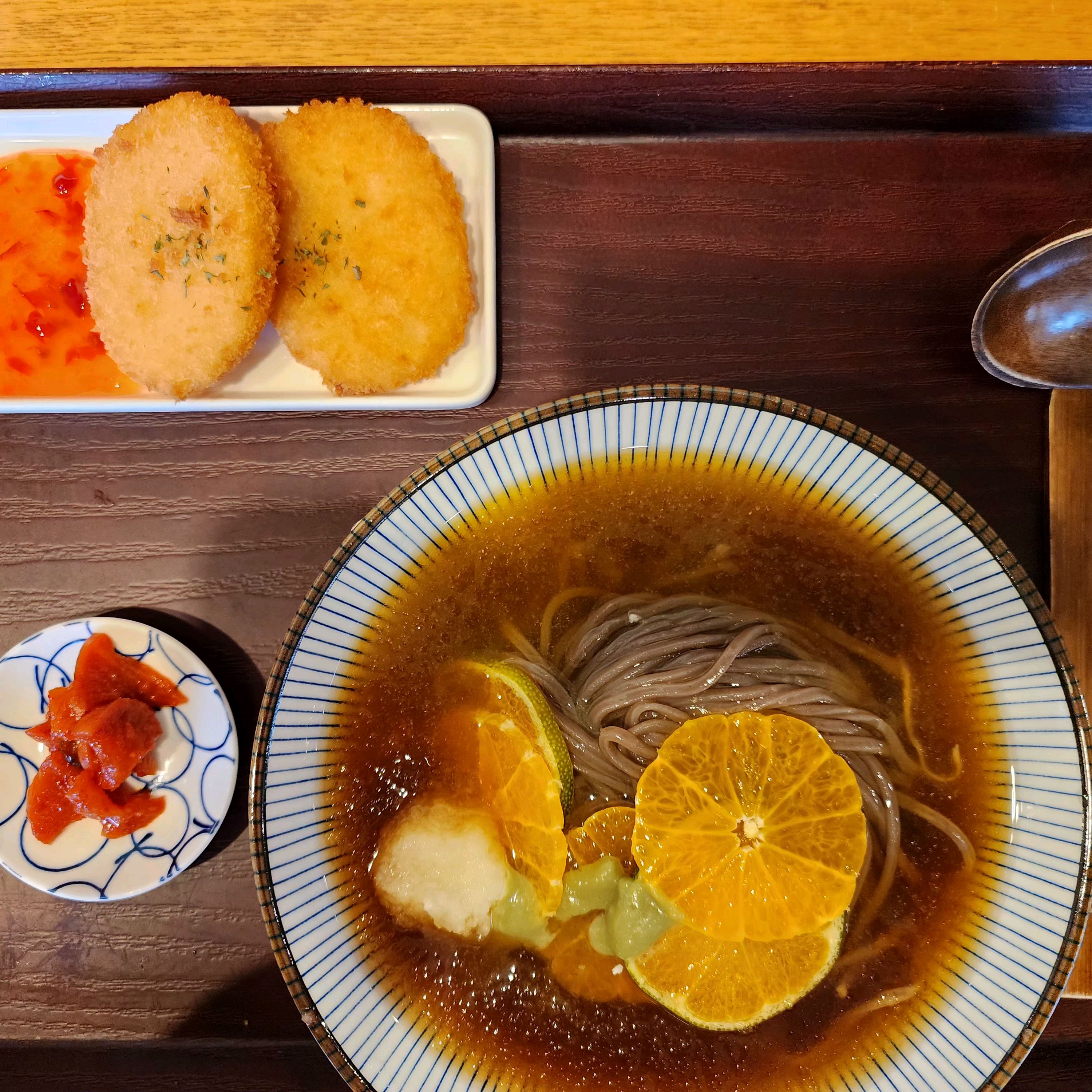 소바와 청귤의 궁합이 너무 좋아요 - 제주 맛집 도토리키친 본점