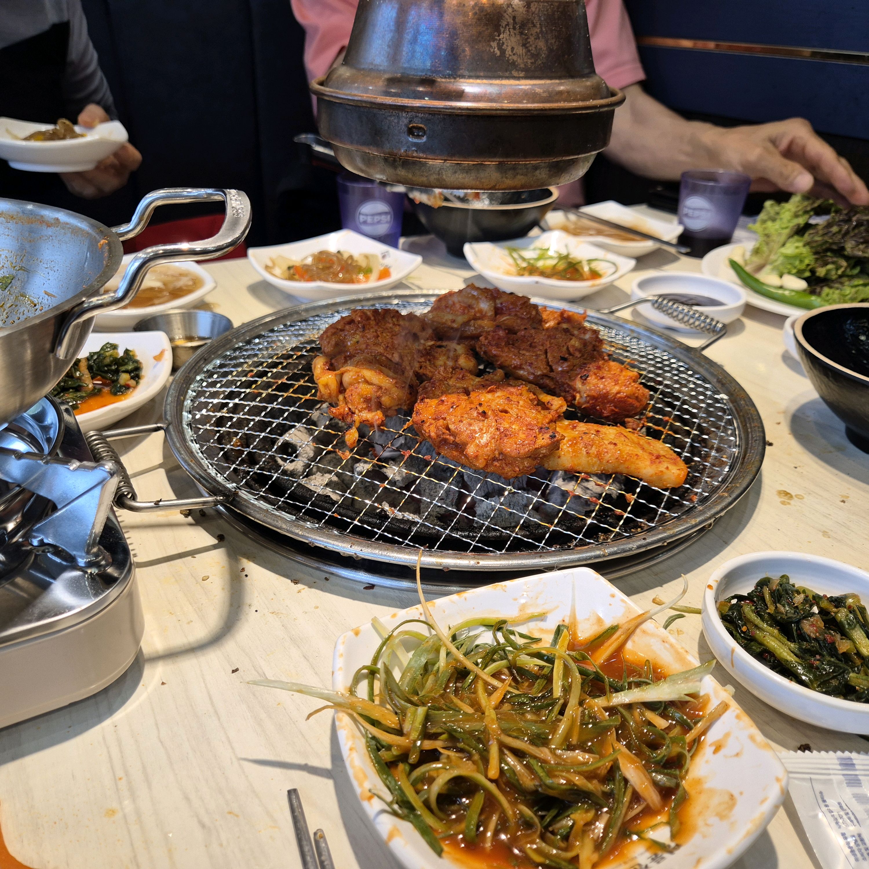 가족끼리 외식했는데, 무한리필이라 퀄리티는 기대하면 안되네요 - 사우동 맛집 명륜진사갈비 김포사우점