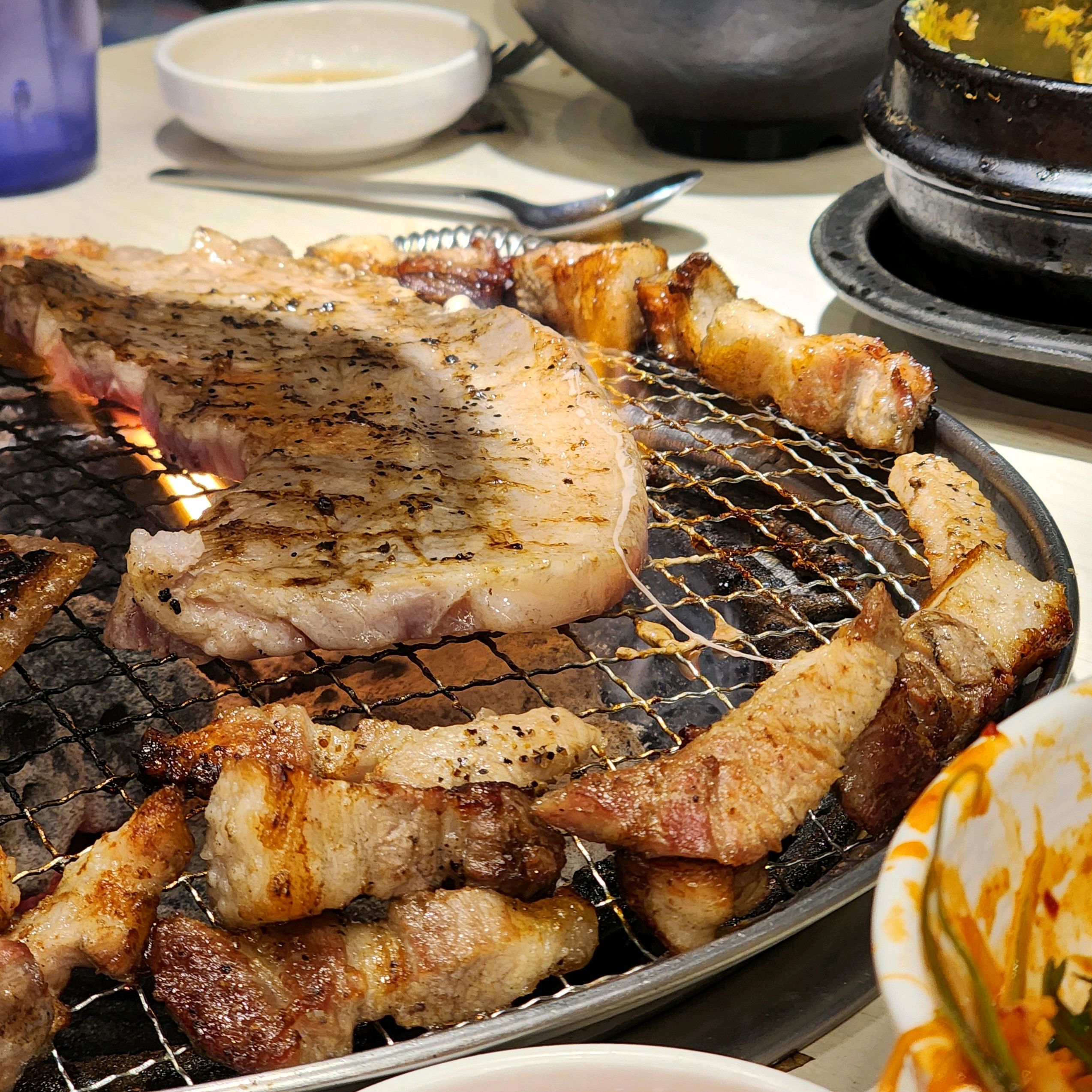 20명 단체 이용에도 무리 없었어요. - 권선동 맛집 명륜진사갈비 수원권선점