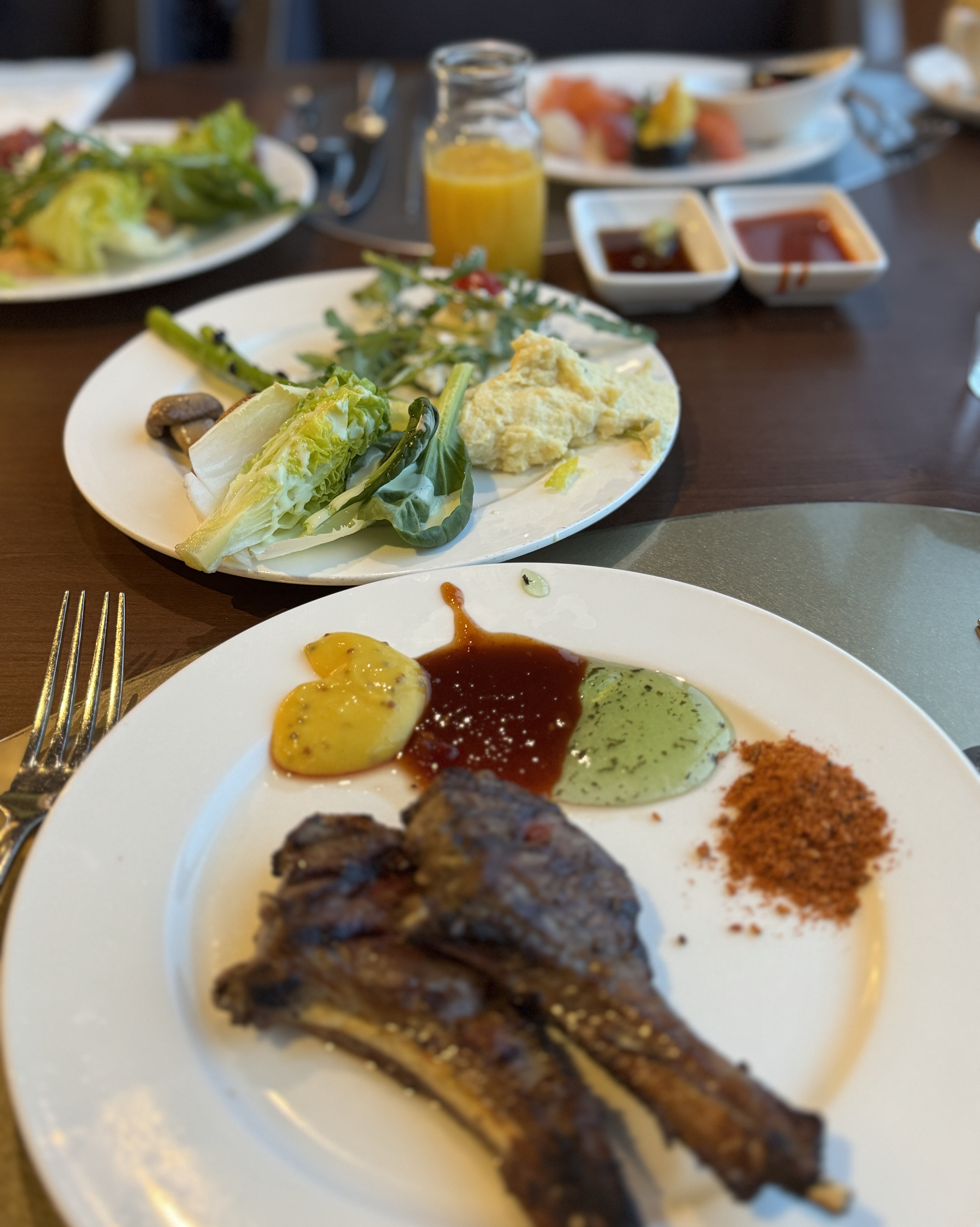 모든 음식이 다 맛있어요~ 스프, 양갈비랑 쌀국수 특히 좋았습니다 - 대구 맛집 더뷔페 앳 인터불고