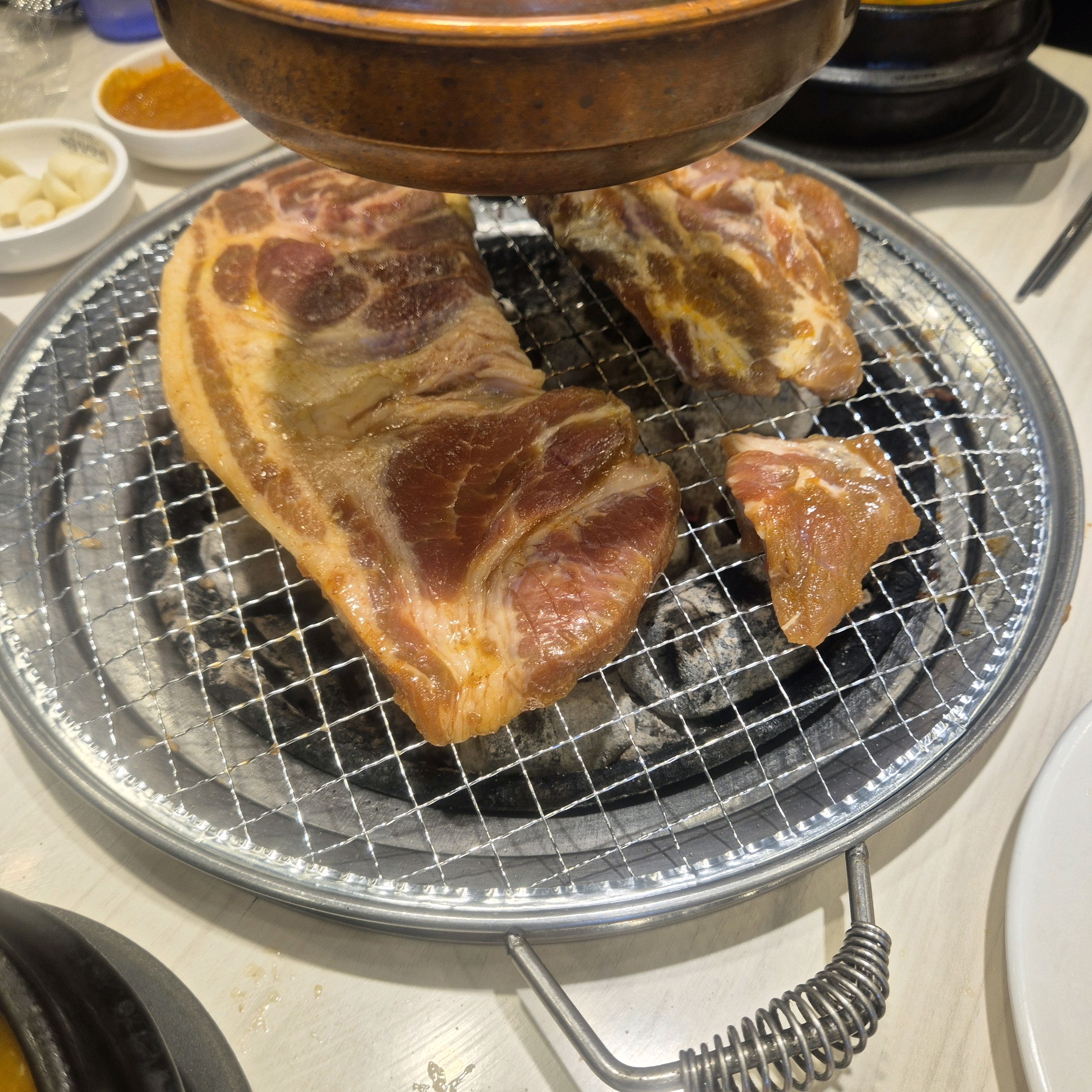 돼지갈비도 맛있고 된장찌게도정말 맛있고요 - 권선동 맛집 명륜진사갈비 수원권선점