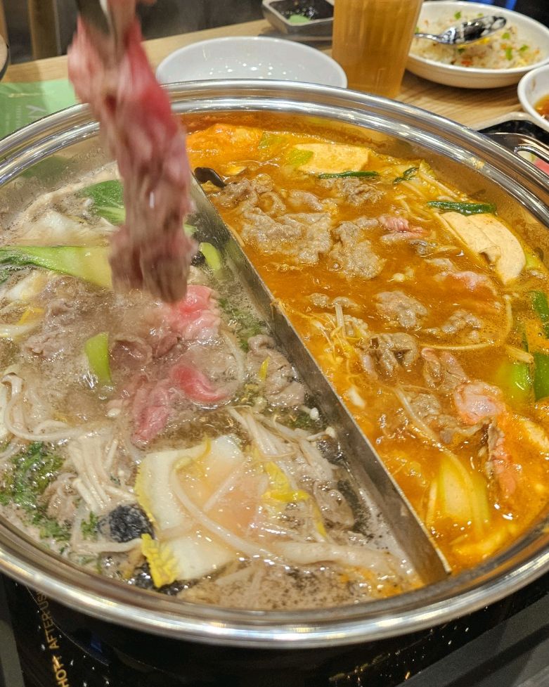 동탄에 이사와서 맛집도 모르고 가족모임을 하게되어서 진짜진짜 고민 많이하고 검색하고 결정해