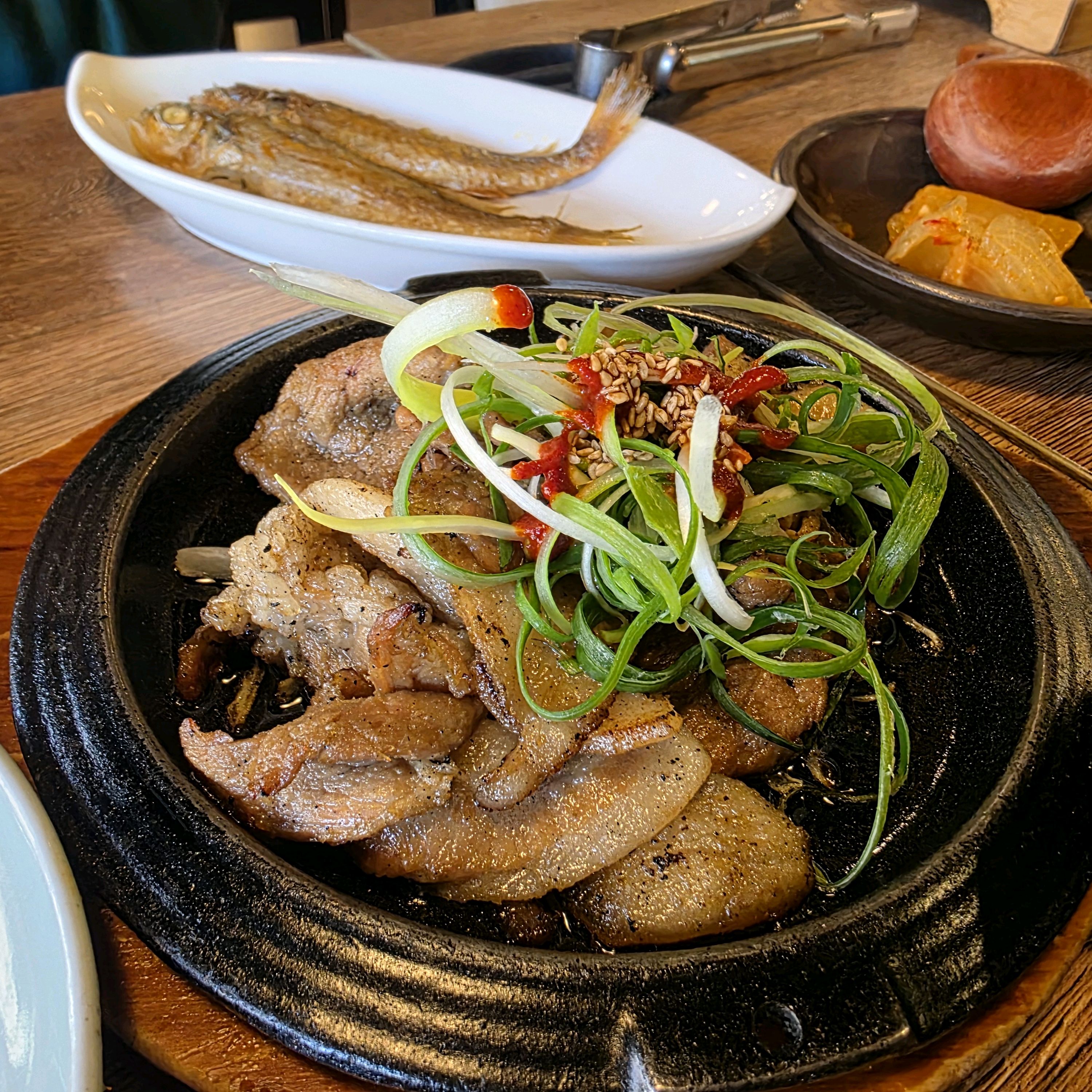 불맛나는 고소한 고기와 신선한 야채ㅠㅠㅠㅠ 반찬도 너무 다양하게 잘 나오는데 한개도 빠짐없