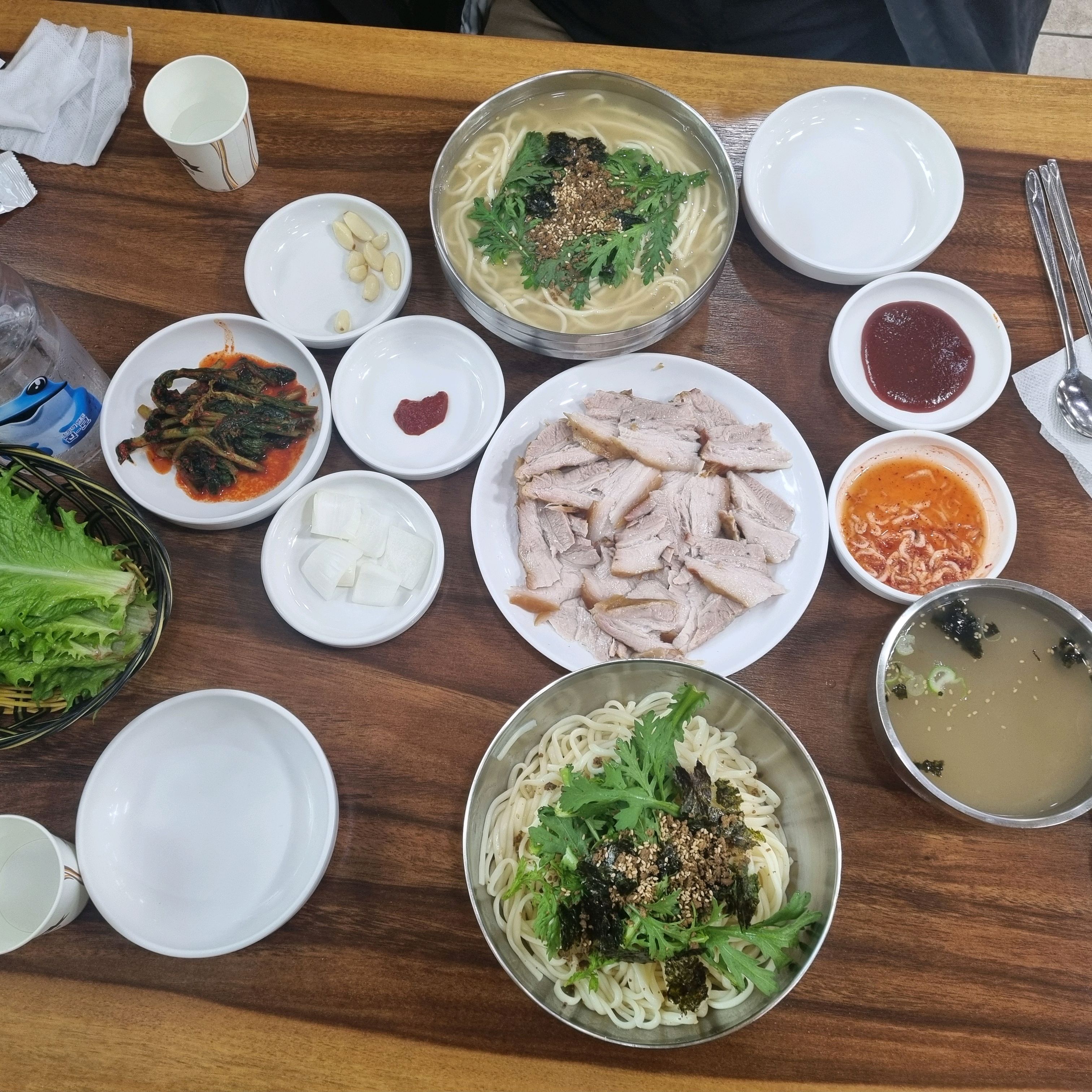 대전 맛집 칼국수를 방문했는데 면발은 쫄깃쫄깃해서 좋았는데.음식이 대체적으로 많이 짰다.
