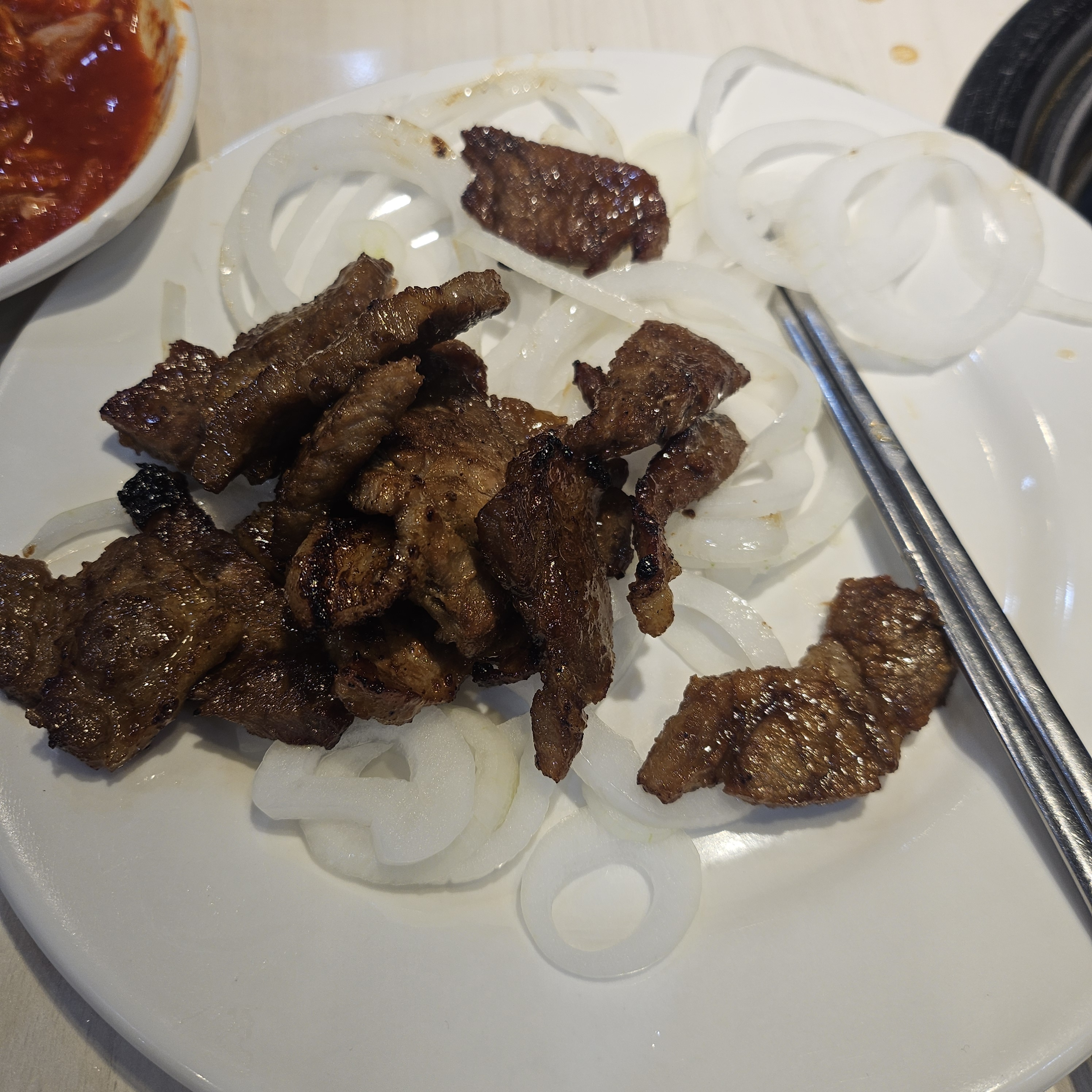 오랜만에 왔는데 고기도 맛있고 직원분들도 매우 친절하셔서 즐거운 저녁시간이었습니다~~ - 시흥능곡 맛집 명륜진사갈비 시흥능곡점