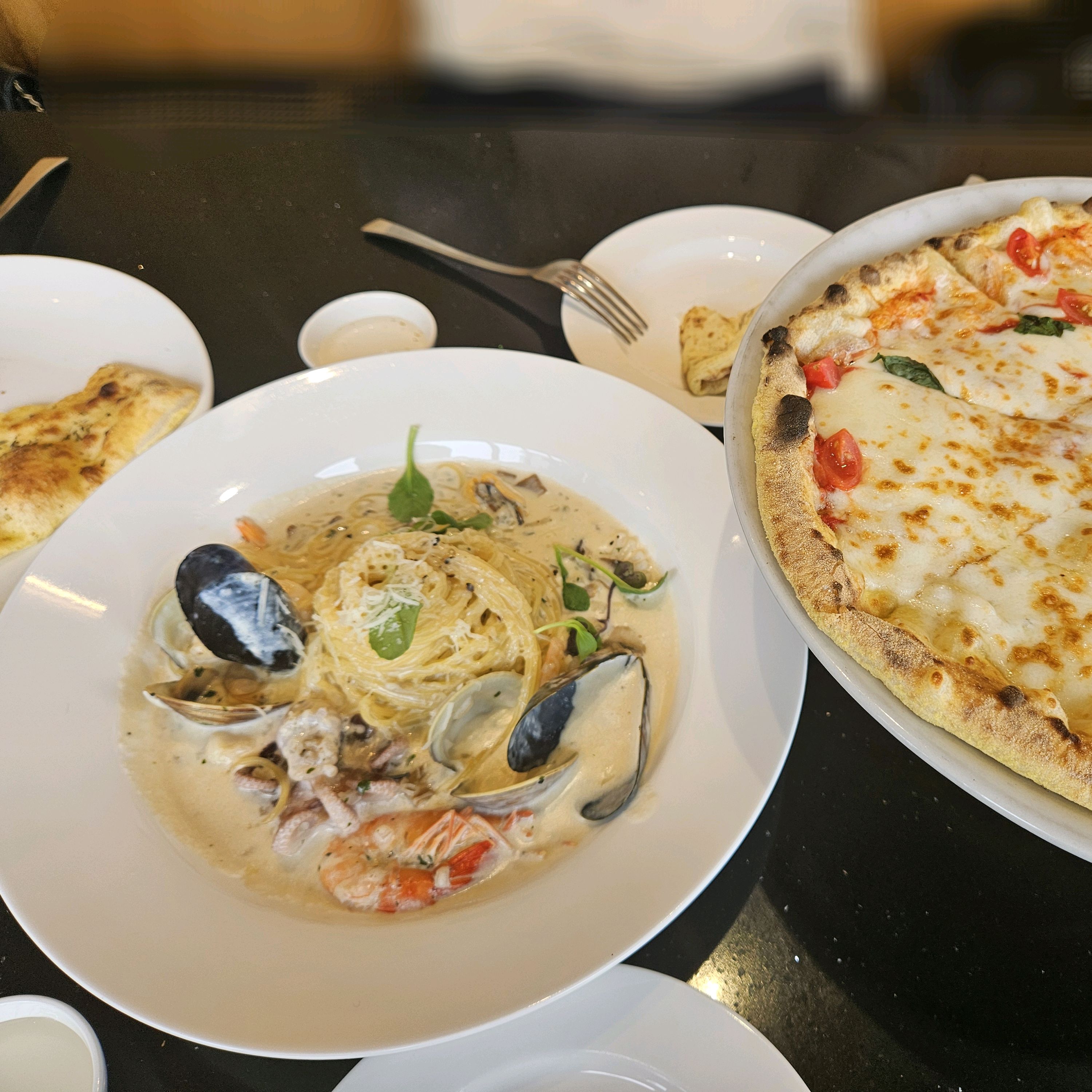 한번 가본다는게 참 못갔었는데 .. - 송정 맛집 303화덕 송정점