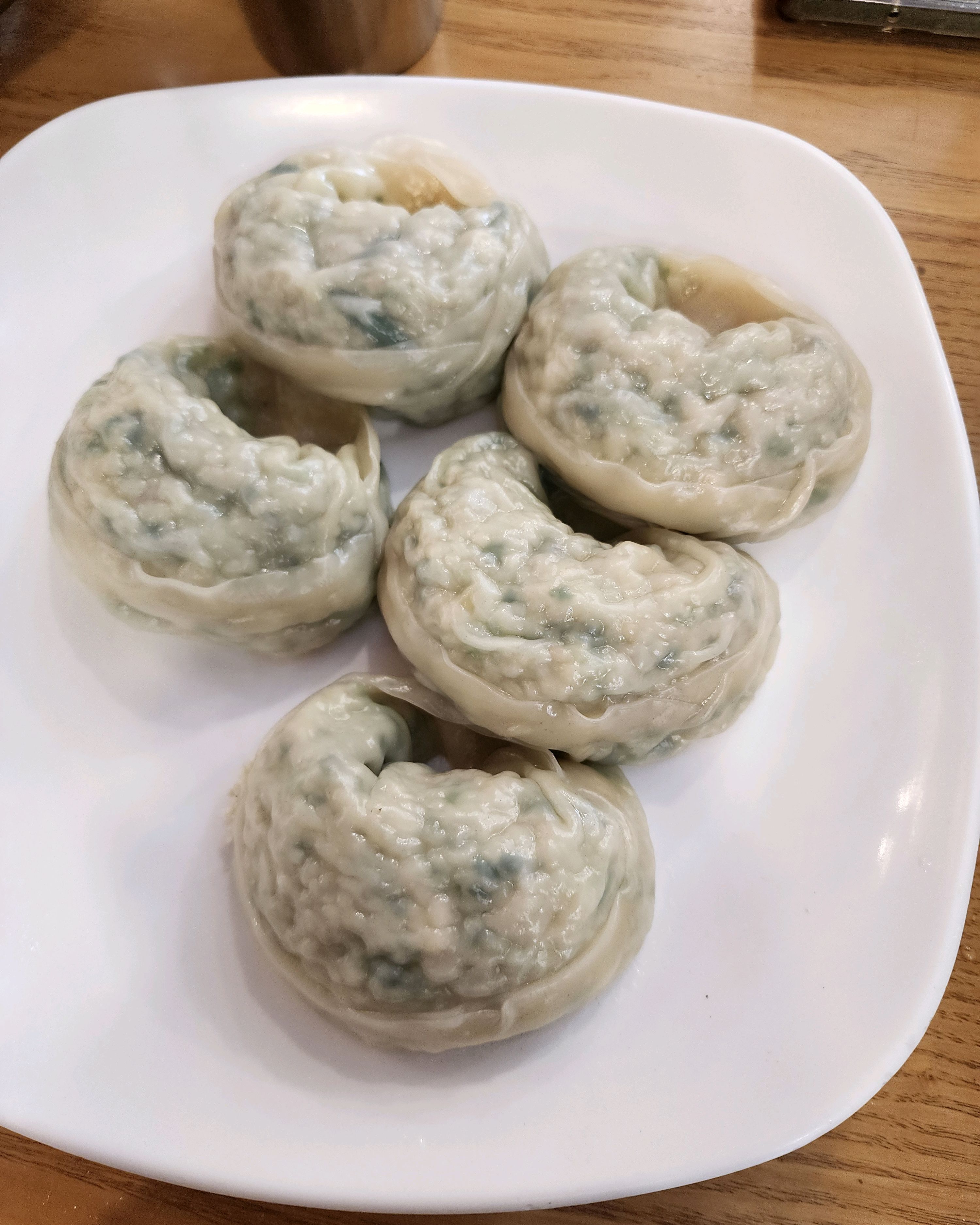 물냉면 정갈하고 약간 평양냉면 육수맛이 납니다(1만2천원) - 천호동 맛집 서초면옥 천호본점