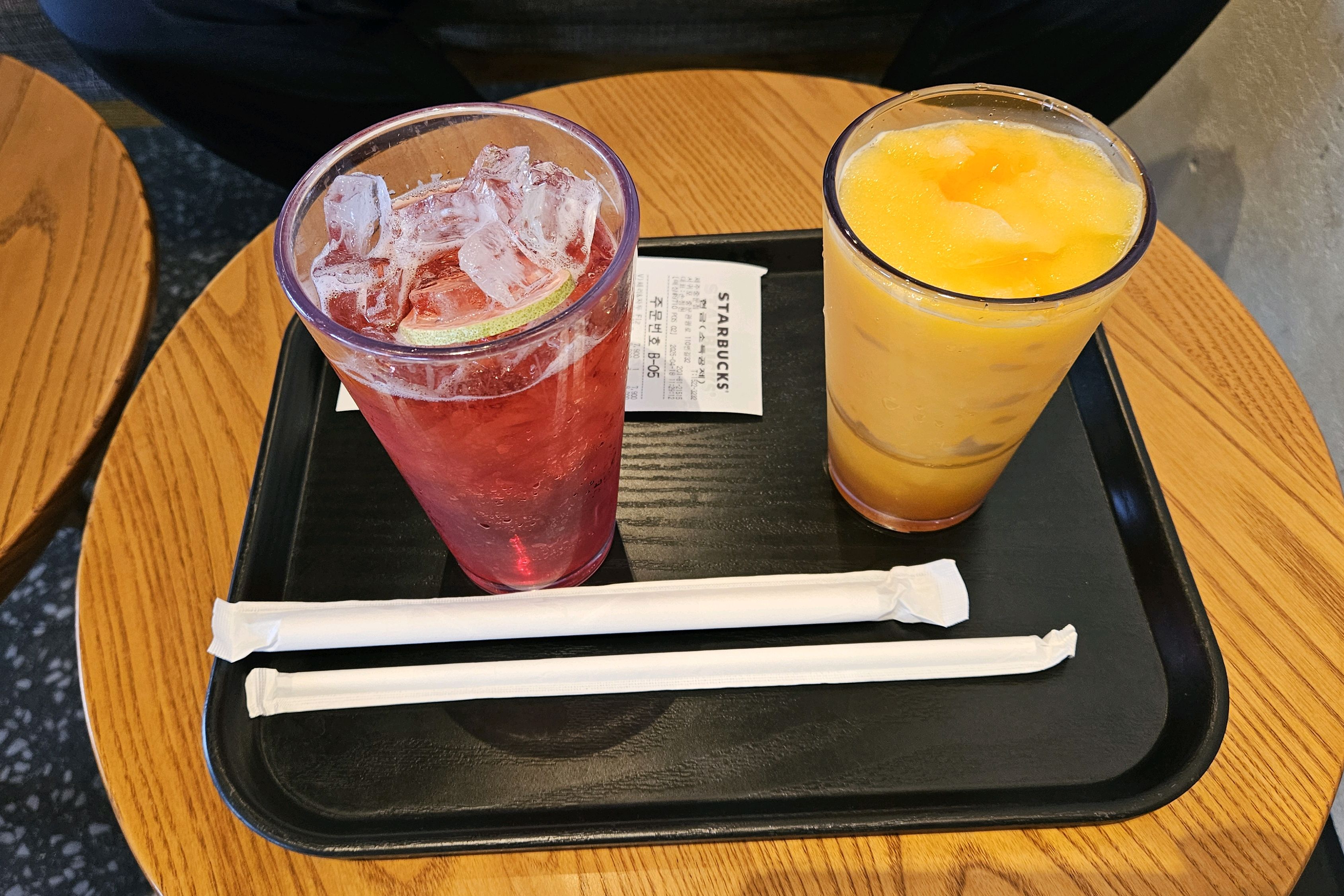 친절해요! - 제주 맛집 스타벅스 제주중문점