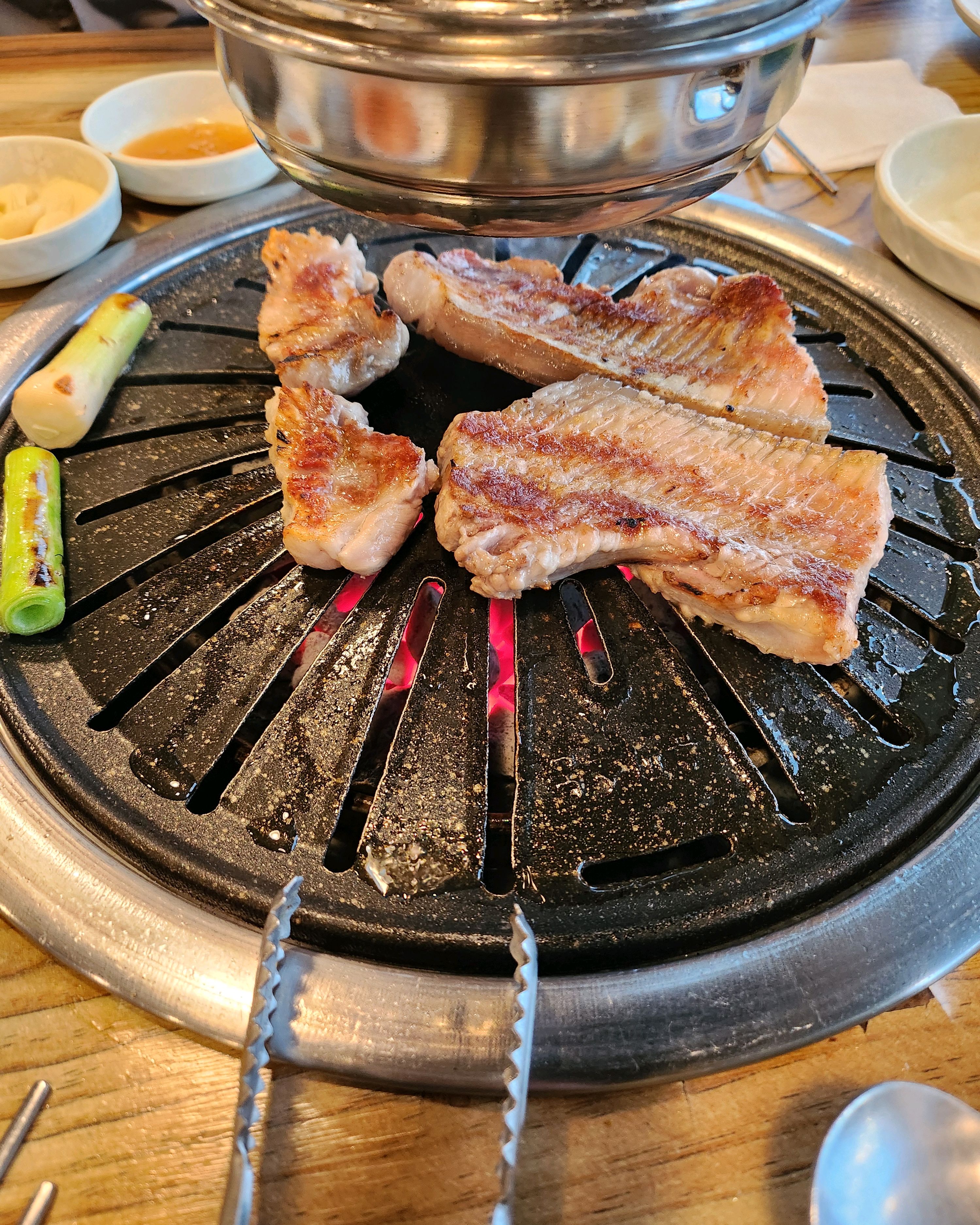 20개월 아이랑 와이프랑 함께 가족여행 왔어요! - 제주 맛집 돈해상 제주한림협재흑돼지