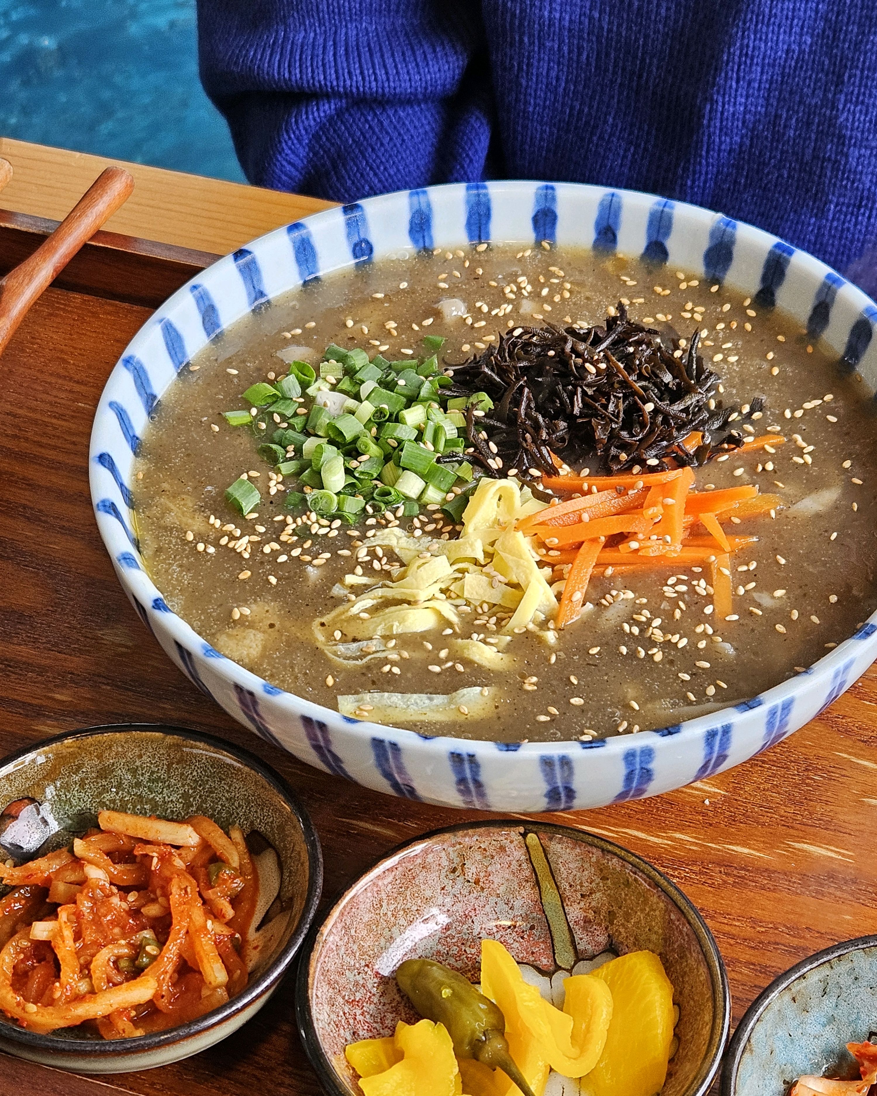 깔끔하고 든든한 한식류가 먹고싶어서 찾아왔는데 니즈를 110% 만족시켜줬습니다,,, - 제주 맛집 바당길 서귀포점