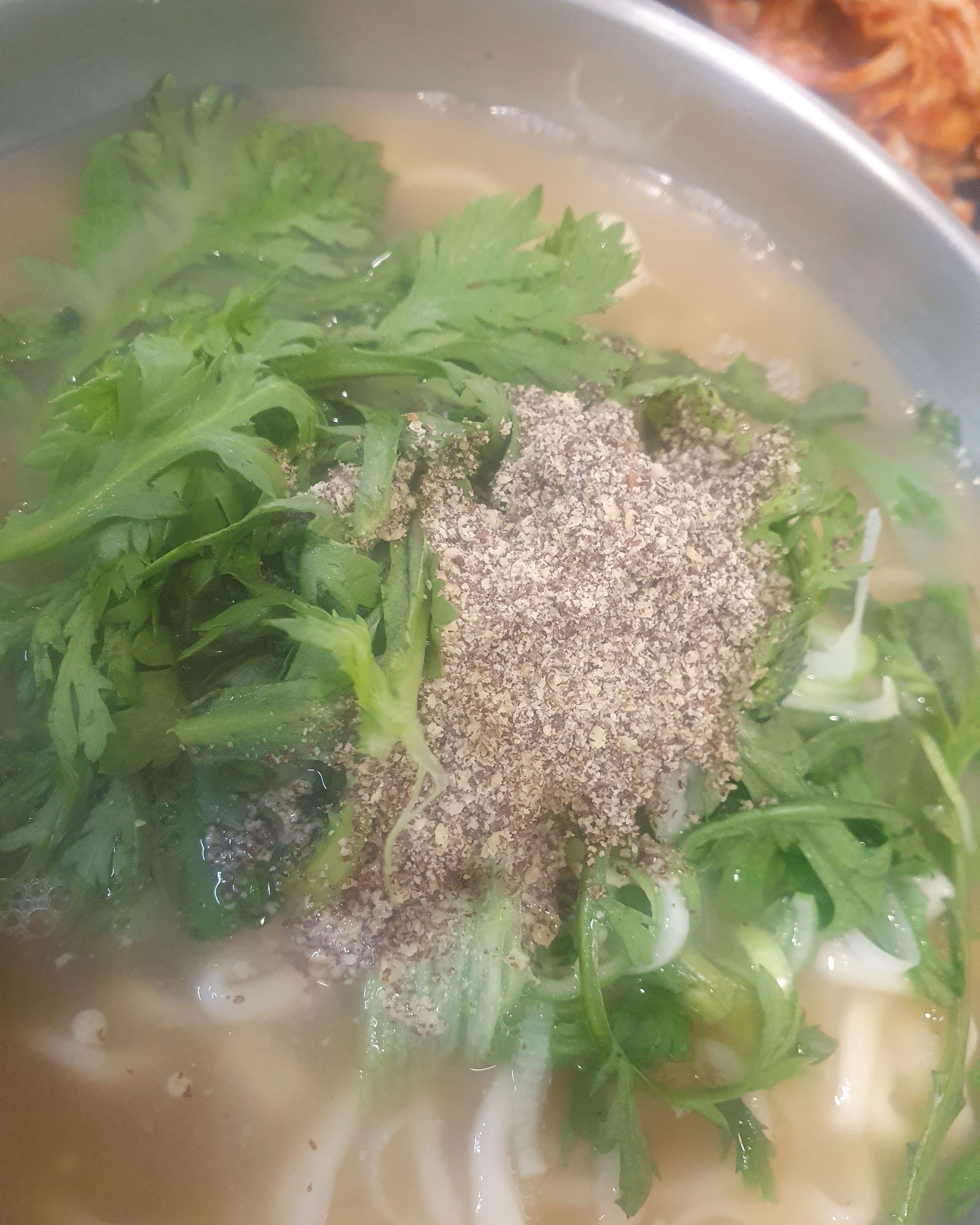 인테리어 정비하고 더 넓고 깔끔해졌어요. 사장님 매우 친절하시고 성실하셔서 자주 방문해요.