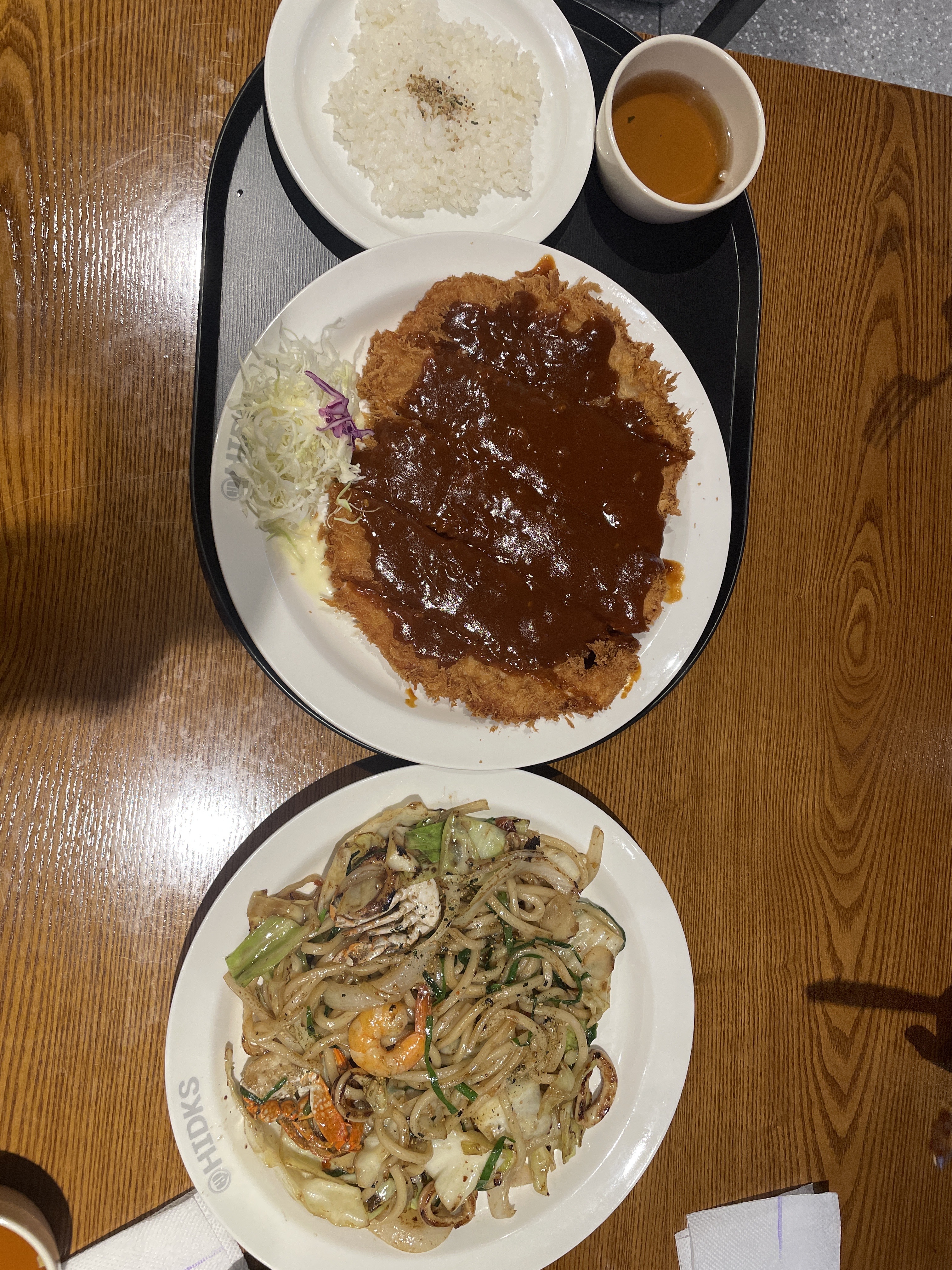 본점에서만 먹다가 처음 - 성수 맛집 홍익돈까스 성수직영점