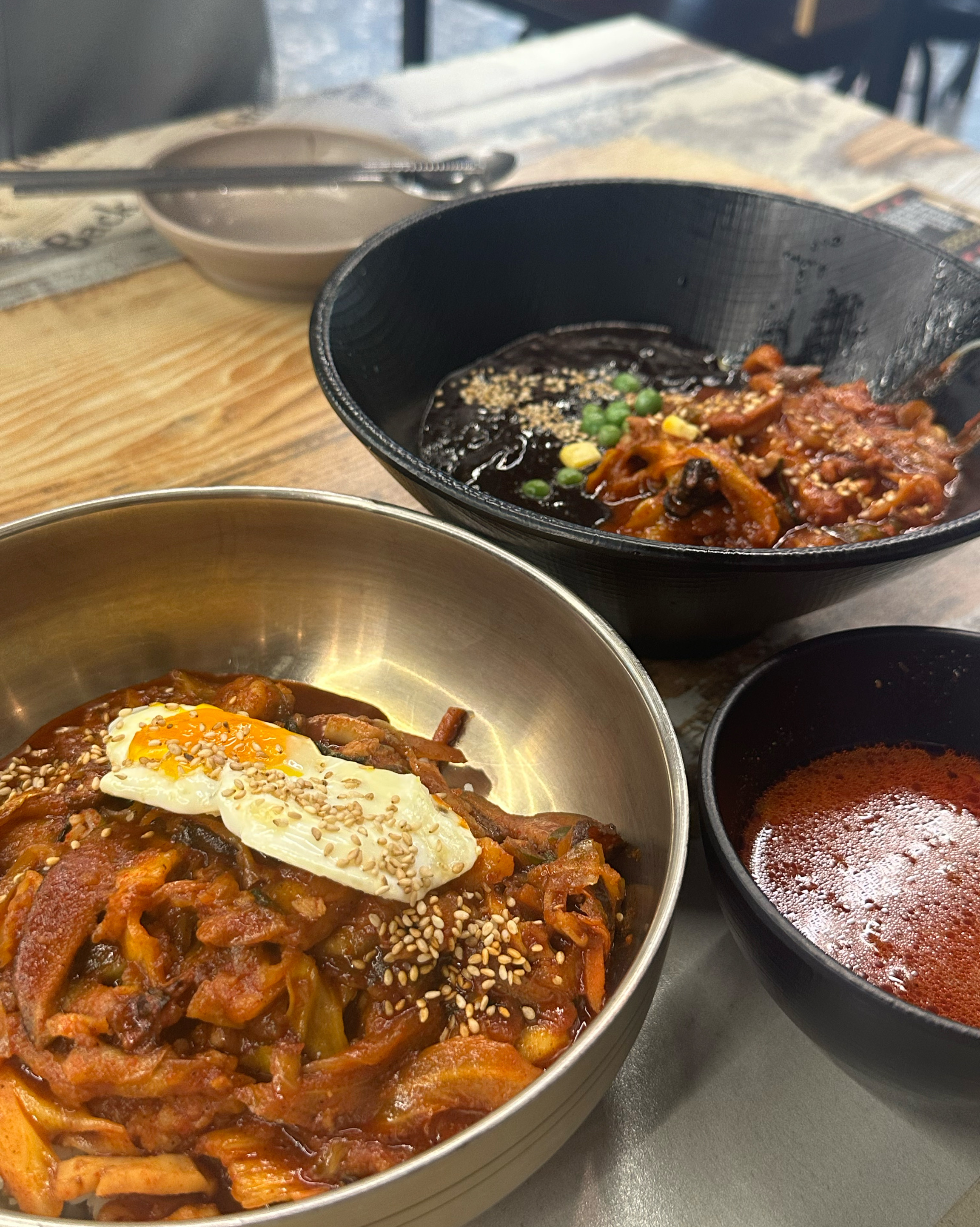면 말고 밥 추천이요~ 중화 비빔밥 익숙한 맛인데… 중식 느낌이라기보다는 한식 같았어요. 
