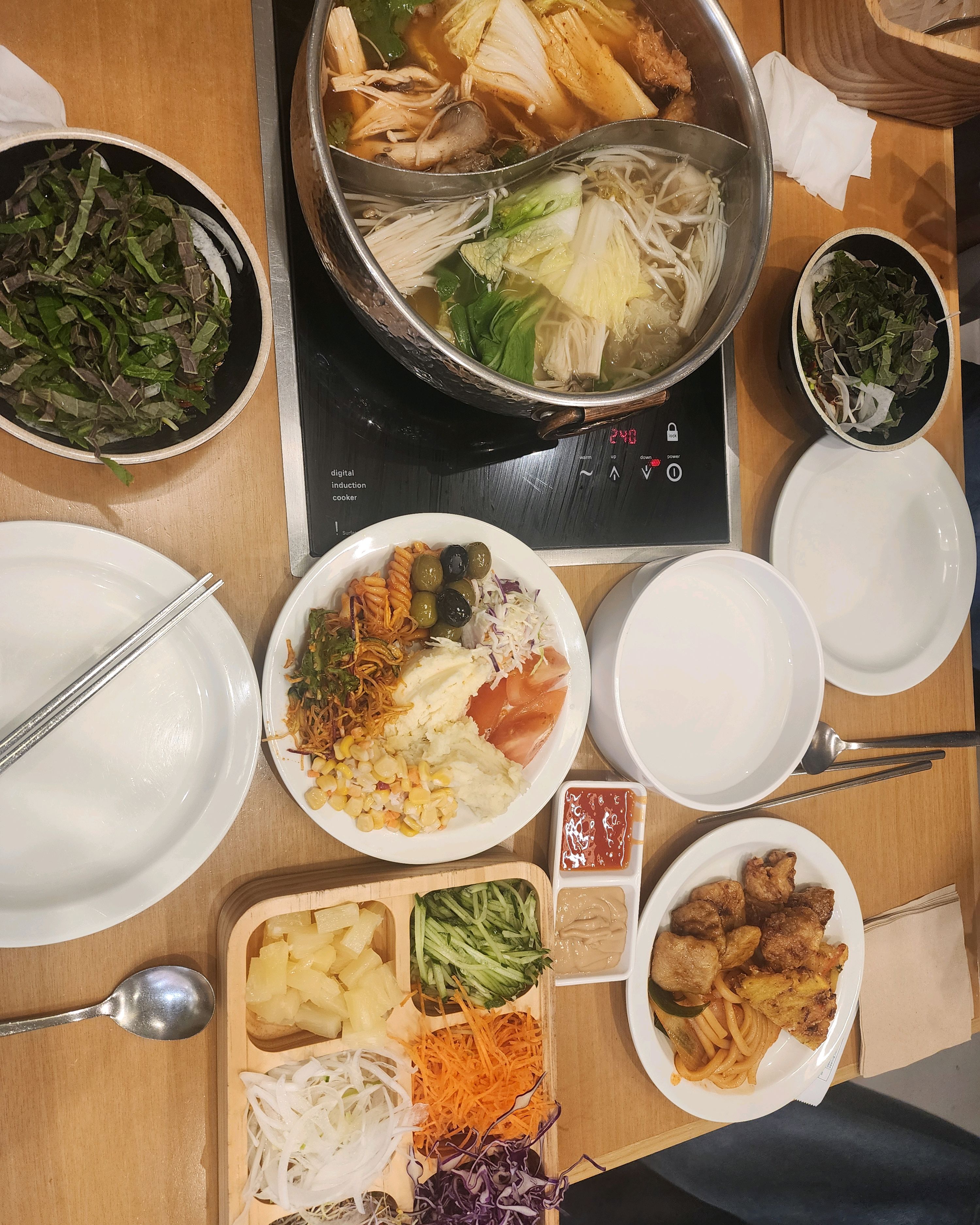샤브샤브 좋아하는데 무한리필의 신선한 고기와 야채를 맘껏 먹을수 있어 너무 좋아요~~ - 다산역 맛집 샤브올데이 다산신도시점