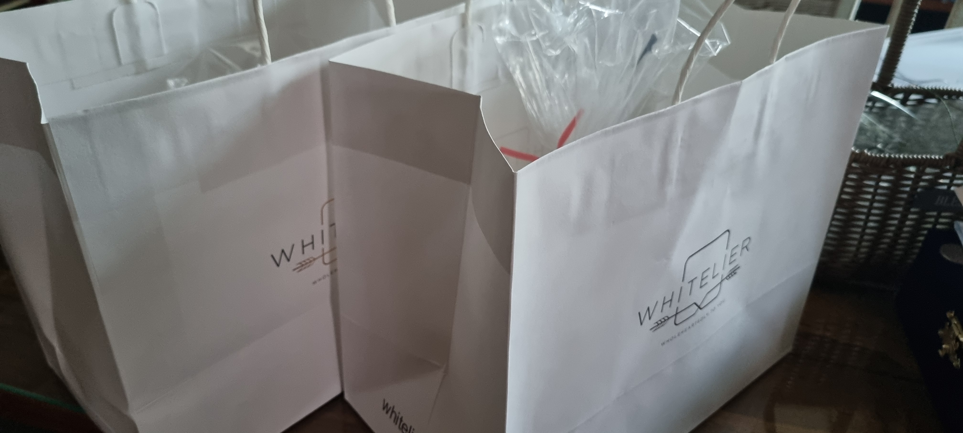너무 맛있어요~ 봉지를 여는 순간 버터의 풍미가 촥~ 저는 잼 바르지 않고 그냥 먹어요.