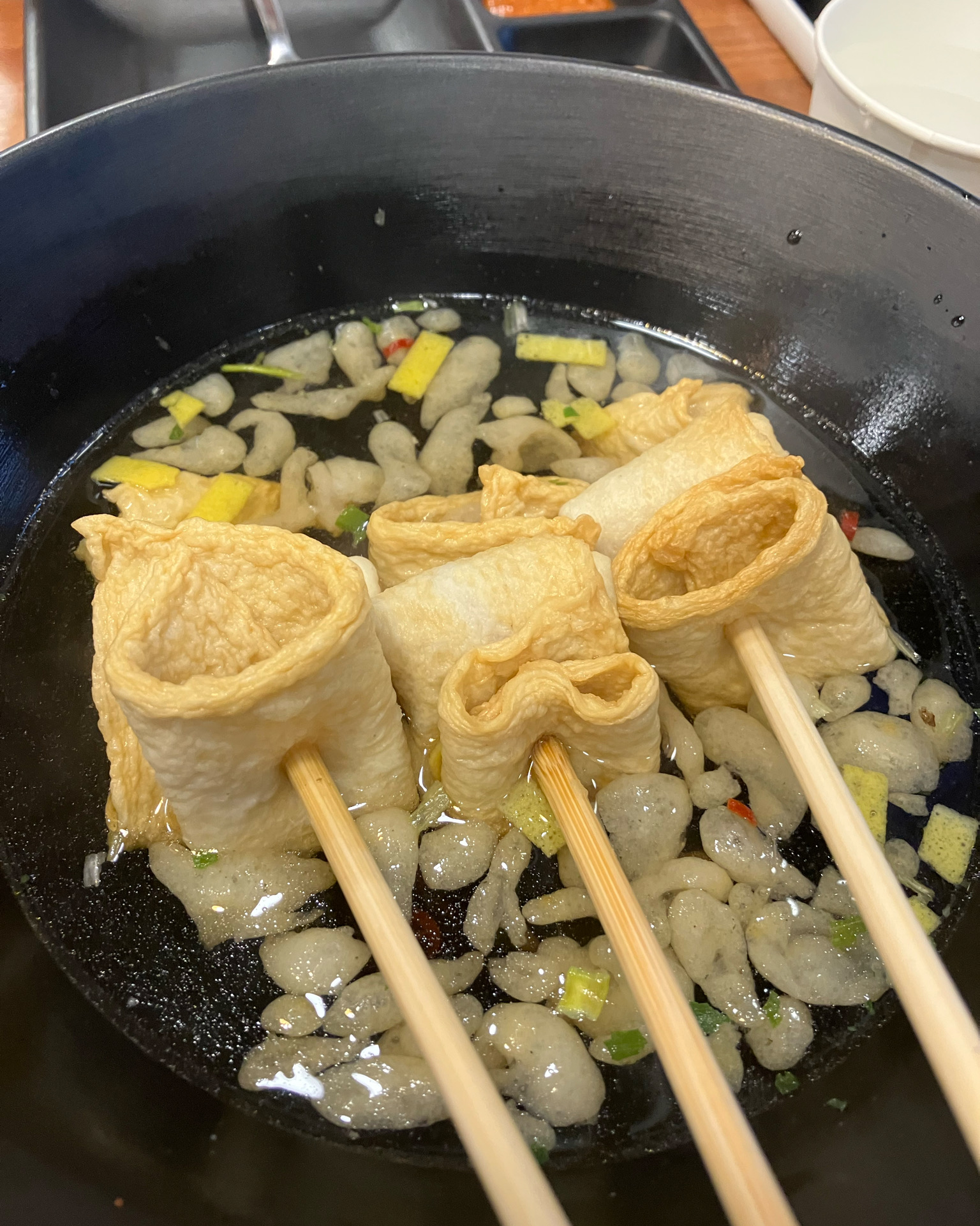 우섬 직원분들이 매우 친절합니다! 너무 편안한 식사도 하였습키다! 자 이제부터 중요한 부분