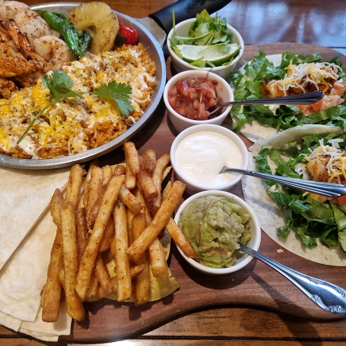 항상 먹는 B세트! 파히타세트 진짜 넘넘넘 맛있어요ㅠㅠㅠㅠ 항상 친절하시고 맛나게 잘 먹고