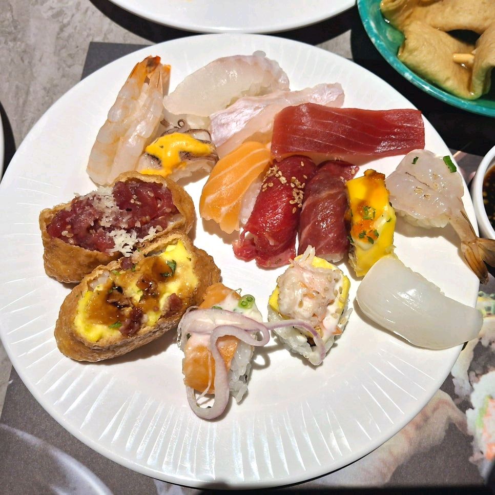 영통역뷔페 고메스퀘어 가서 진짜 배터지게 먹었네요~ - 영통 맛집 고메스퀘어 영통점