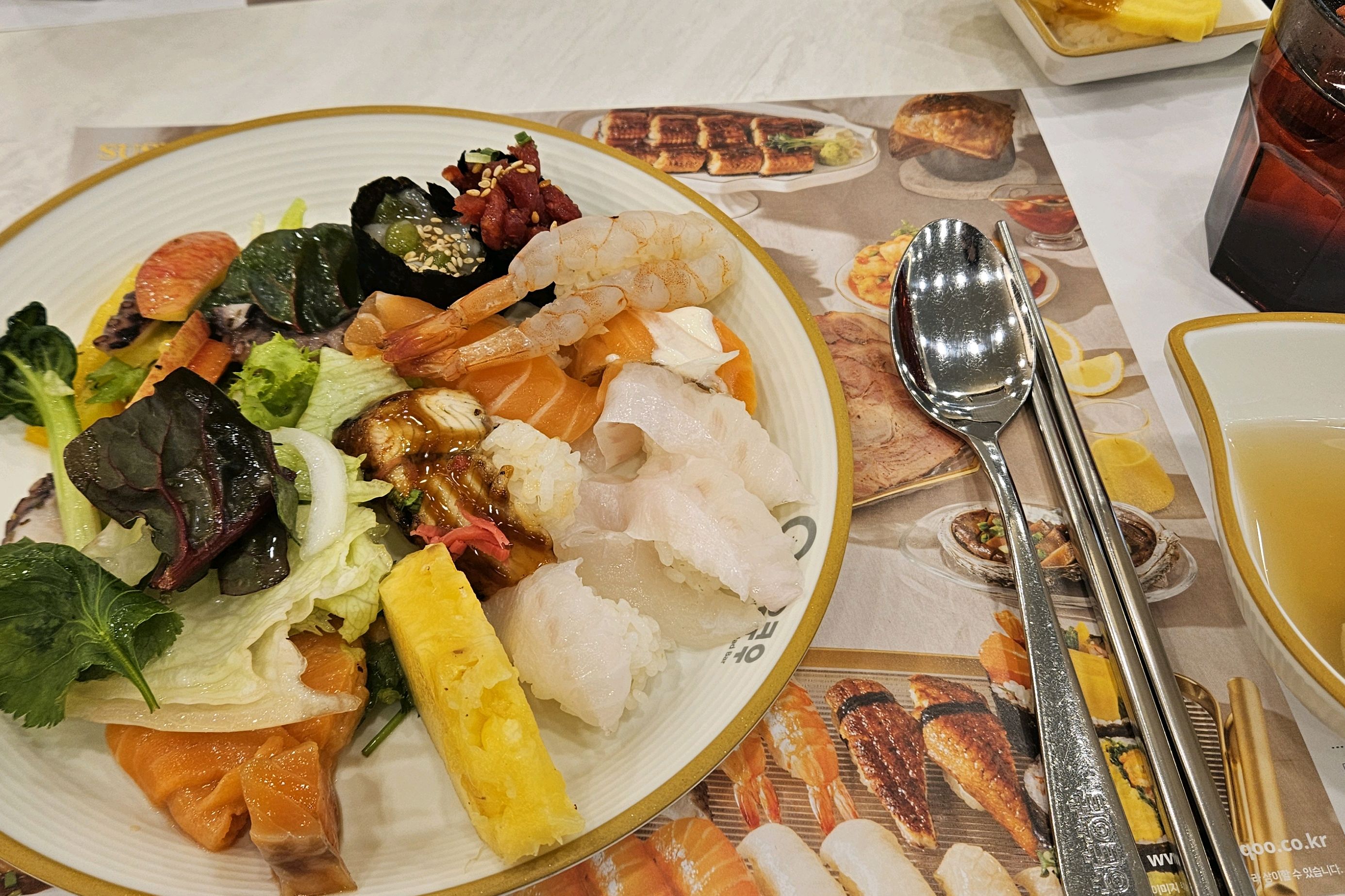 초밥이 신선하고 맛있어요 추천추천 ! - 대구 맛집 쿠우쿠우 대구북구점