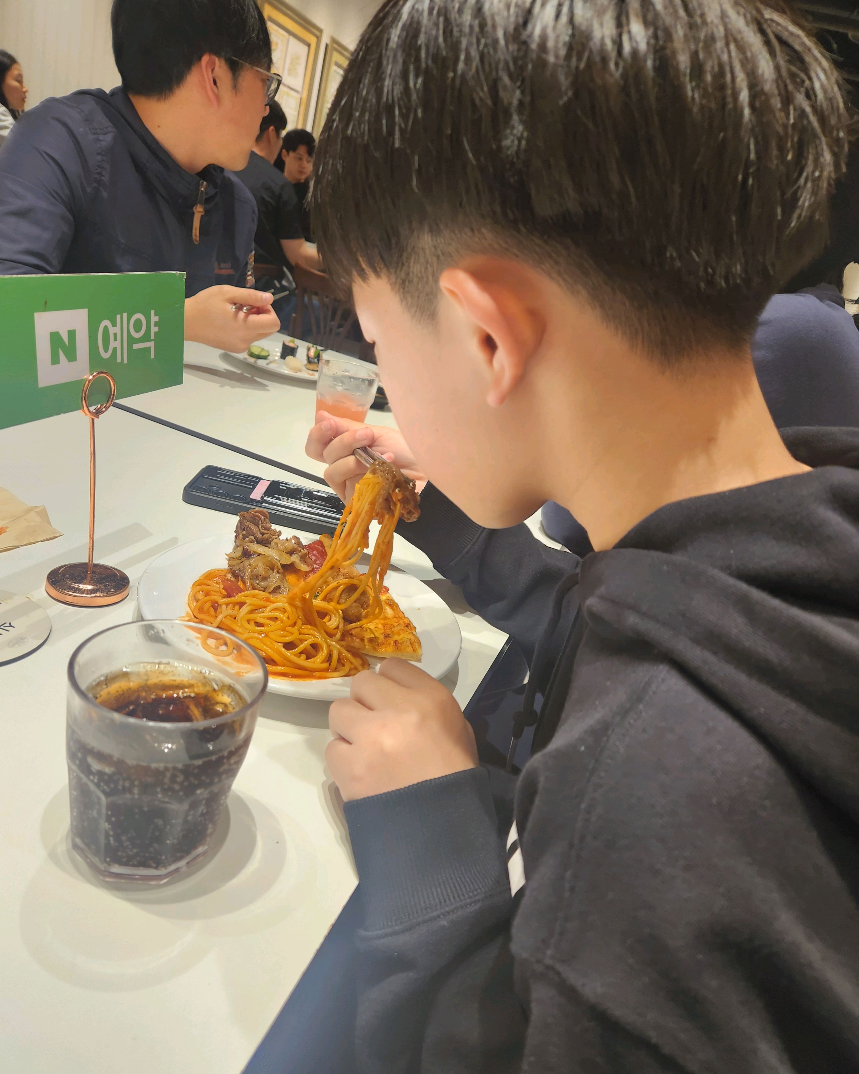 가족끼리 먹었는데 맛있게 잘 먹었습니다 - 충무공동 맛집 애슐리퀸즈 진주혁신점