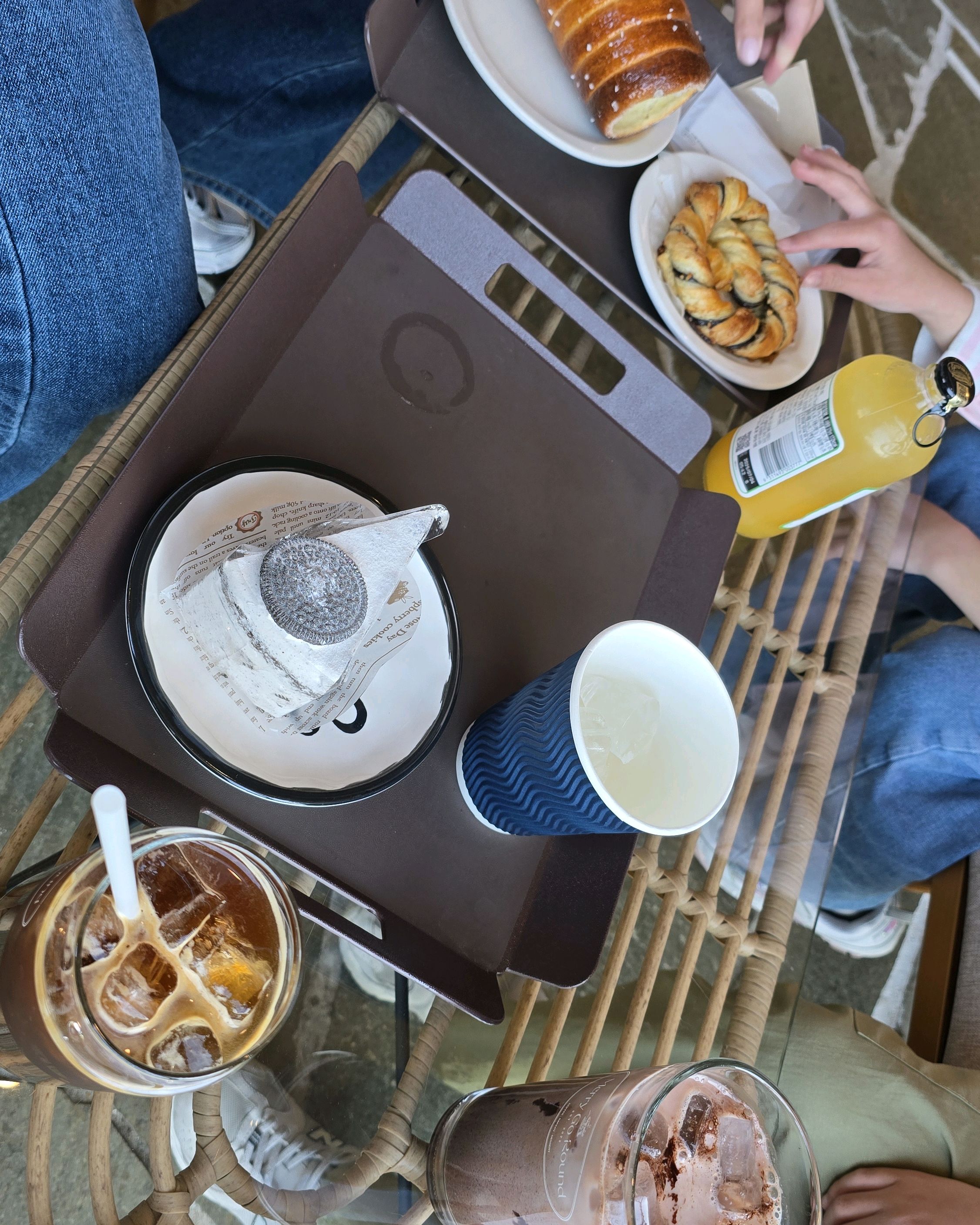 앞전에 왔을 때 못 들려서 이번엔 들렸네요^^ - 아바이마을 맛집 카페메리고라운드