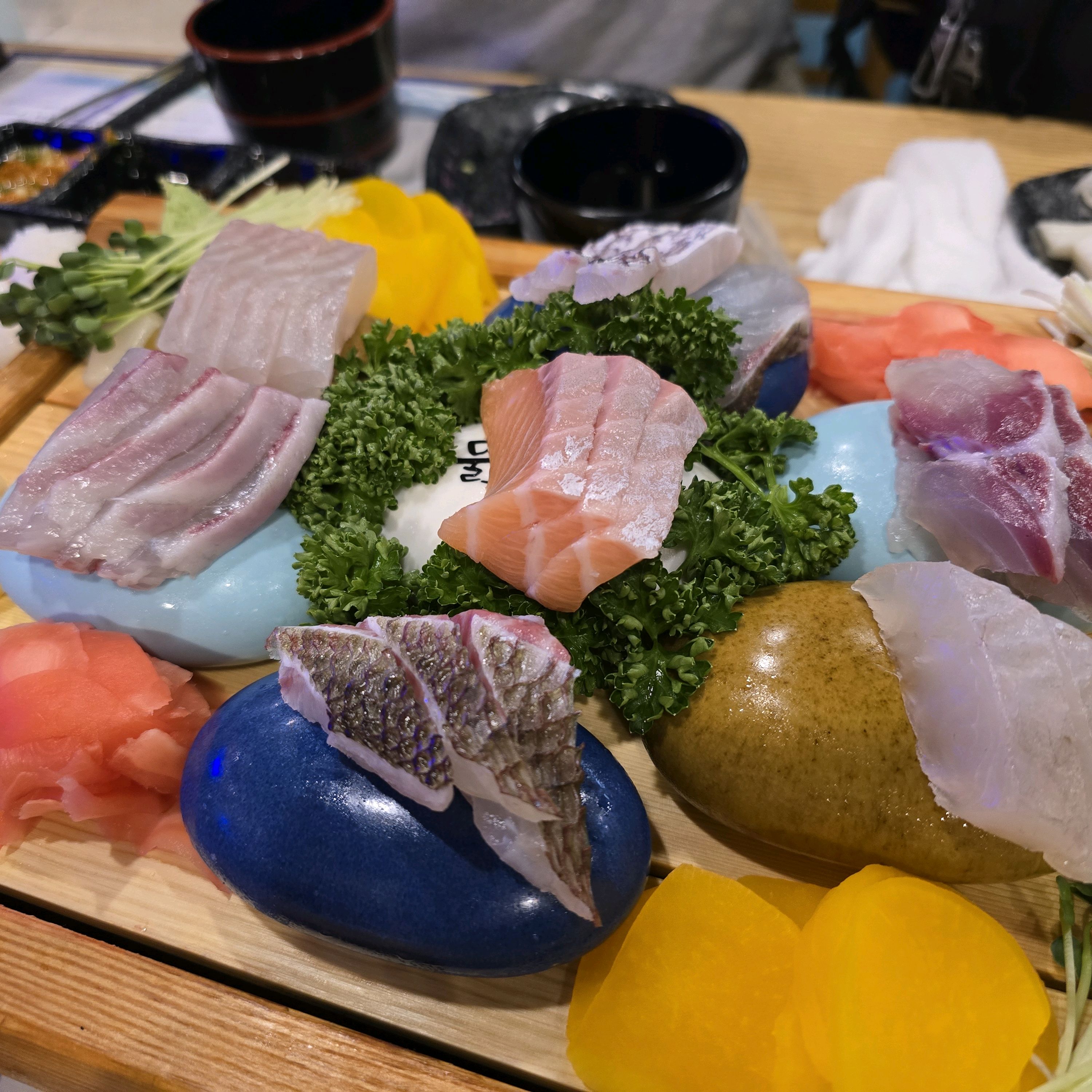 동탄에서 회생각날때면 무조건 이곳으로 오게되네요~ - 반송동 맛집 물고기자리 동탄점